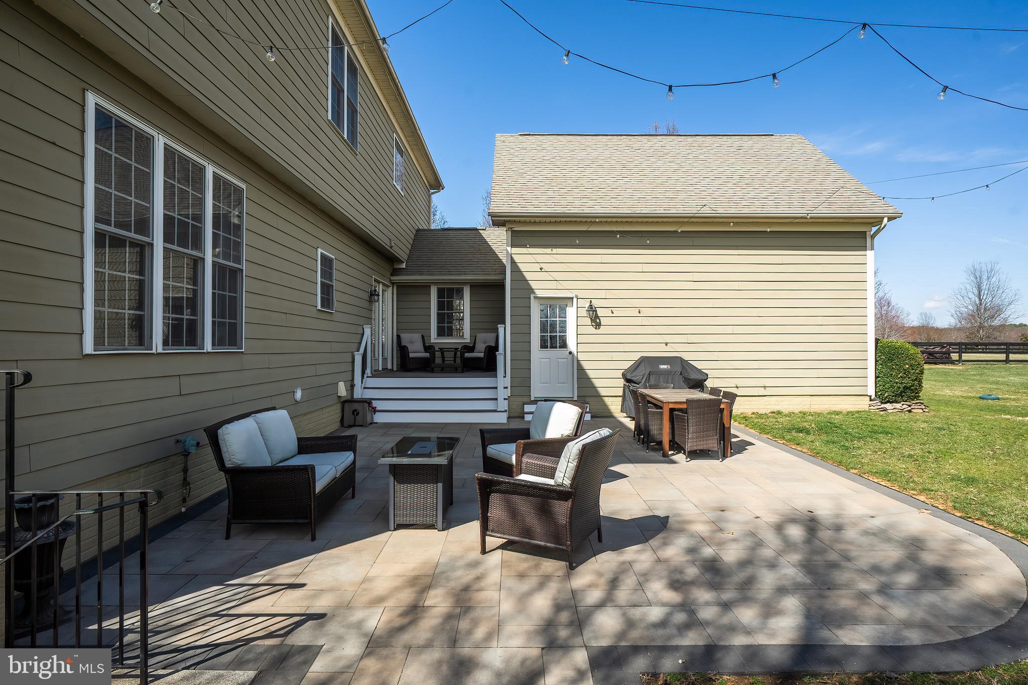 WATERFIELD HAMLET - Residential