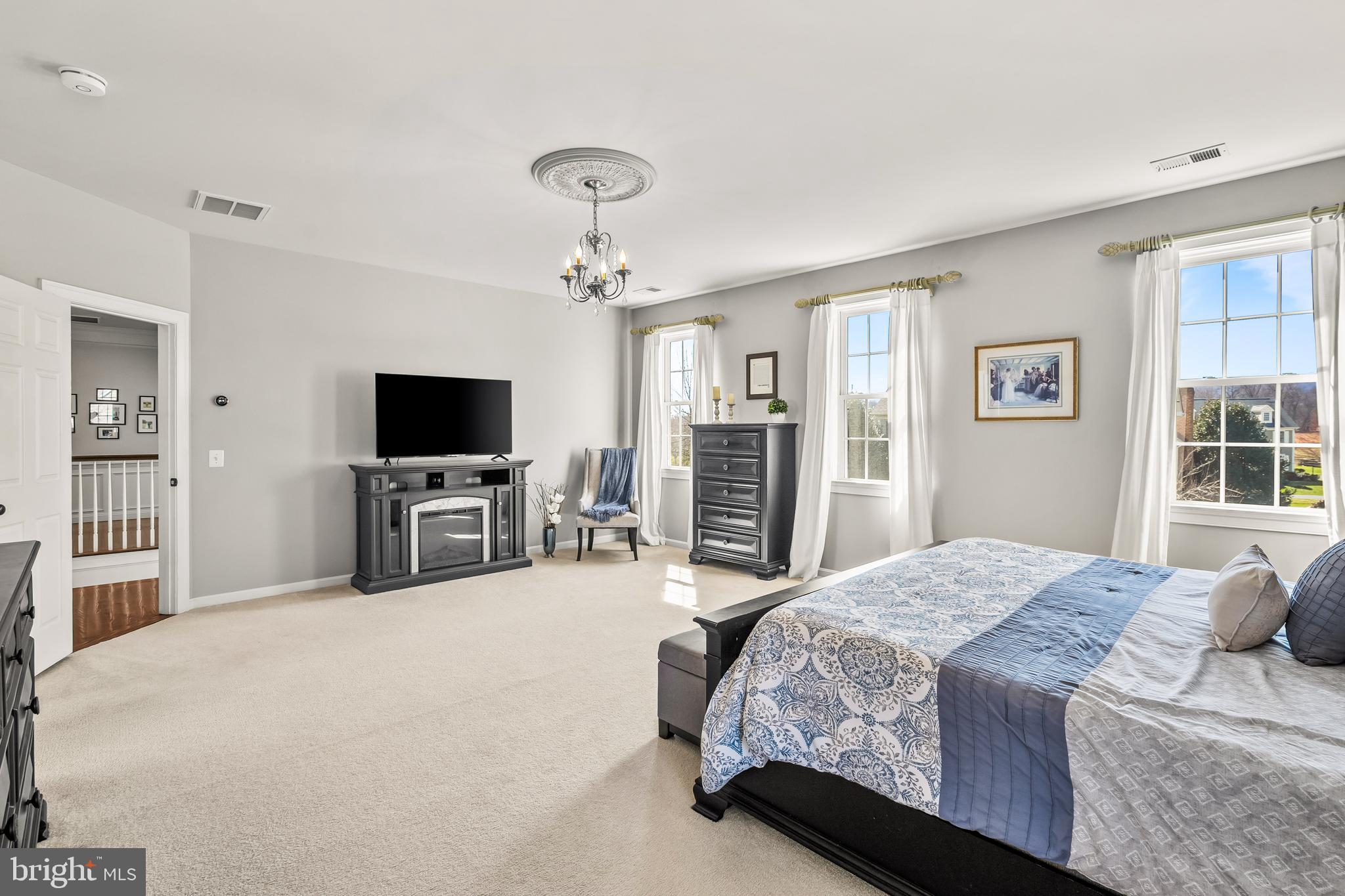 WATERFIELD HAMLET - Residential