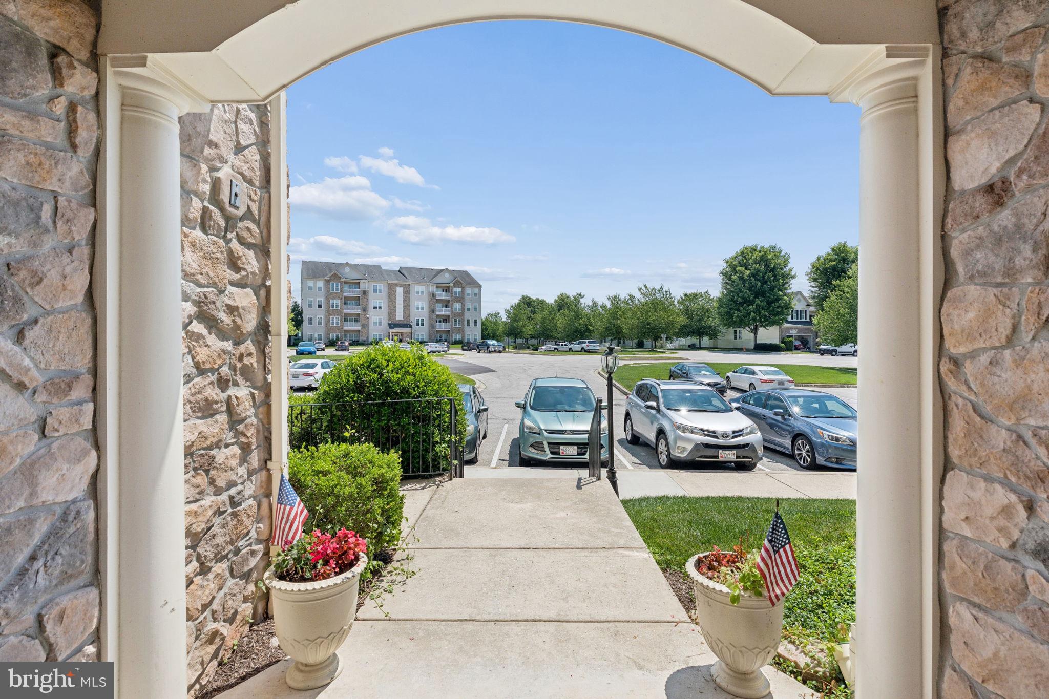 COURTYARDS AT WAVERLY WOODS EAST - Residential