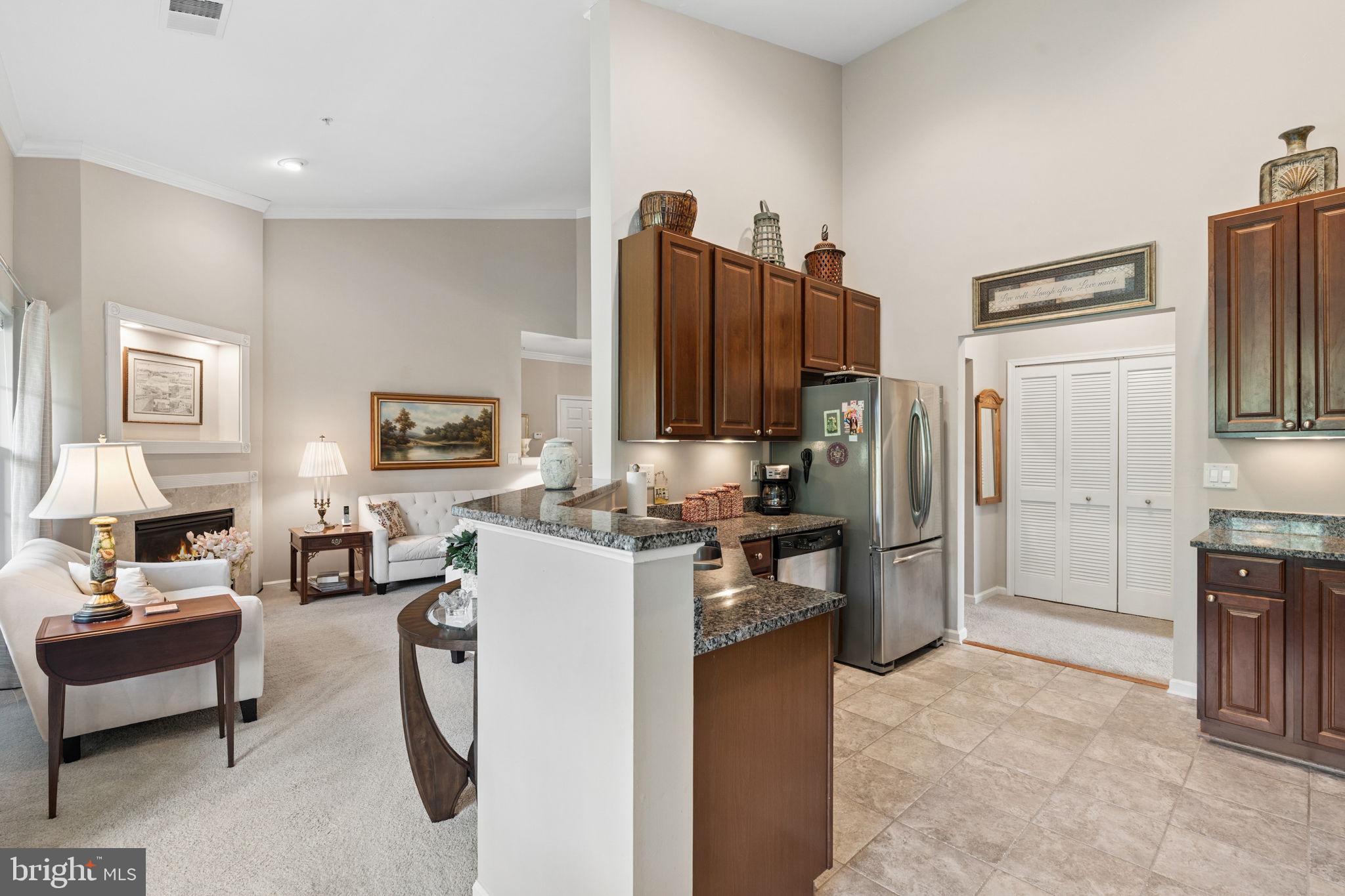 COURTYARDS AT WAVERLY WOODS EAST - Residential