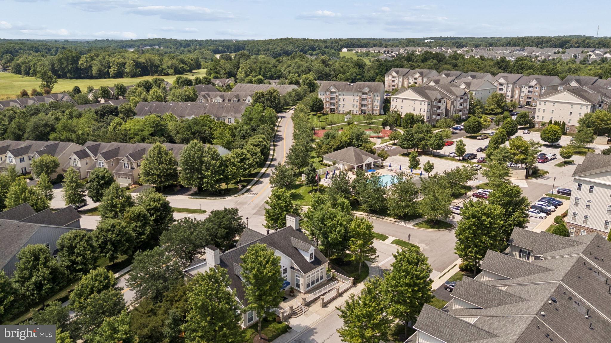 COURTYARDS AT WAVERLY WOODS EAST - Residential