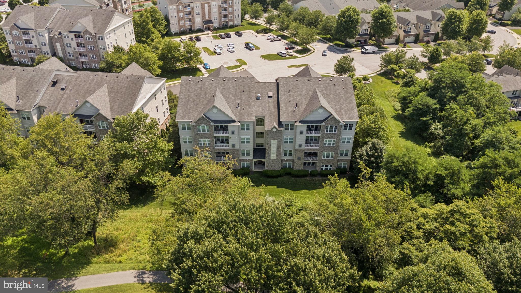 COURTYARDS AT WAVERLY WOODS EAST - Residential