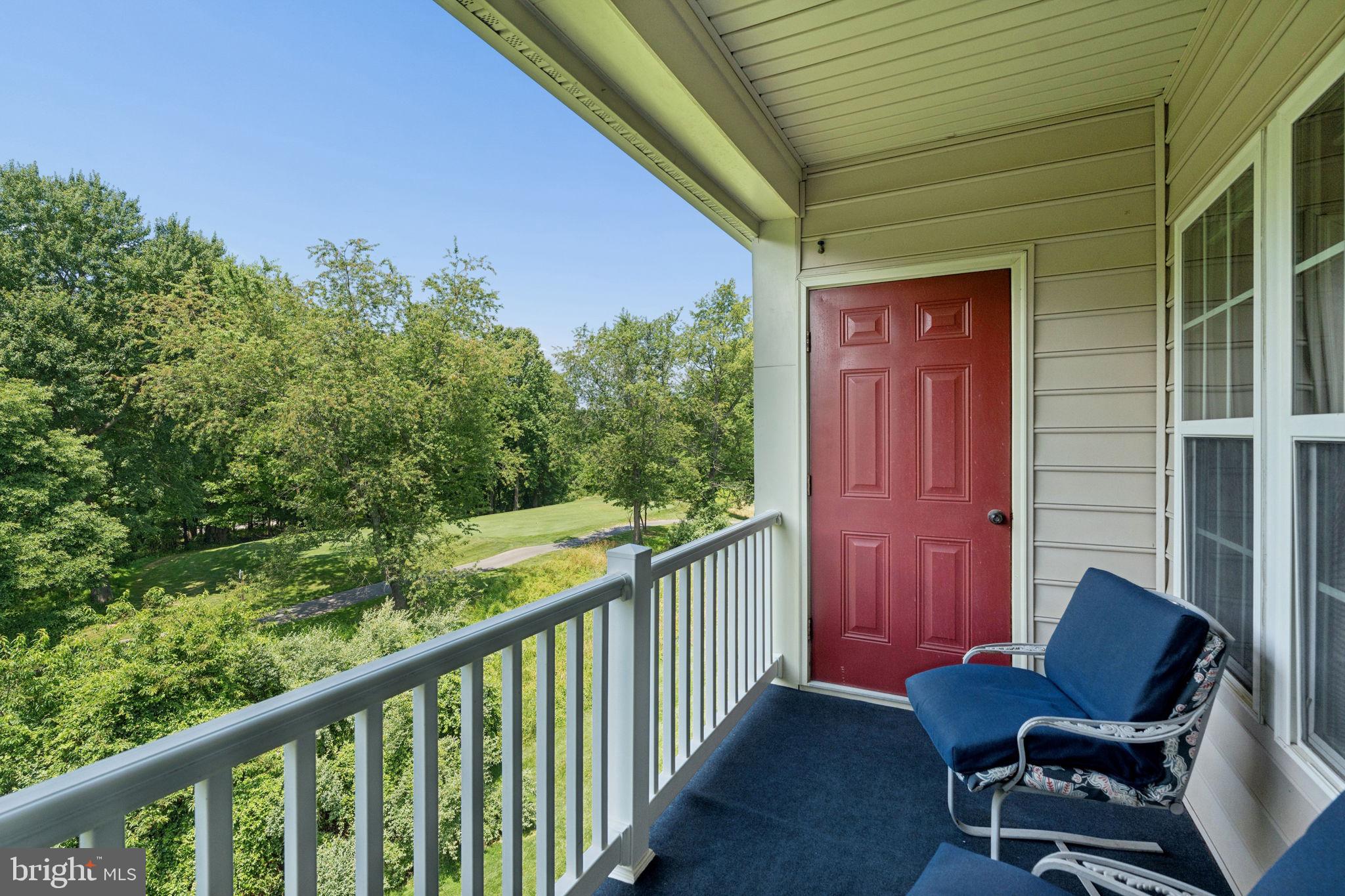 COURTYARDS AT WAVERLY WOODS EAST - Residential