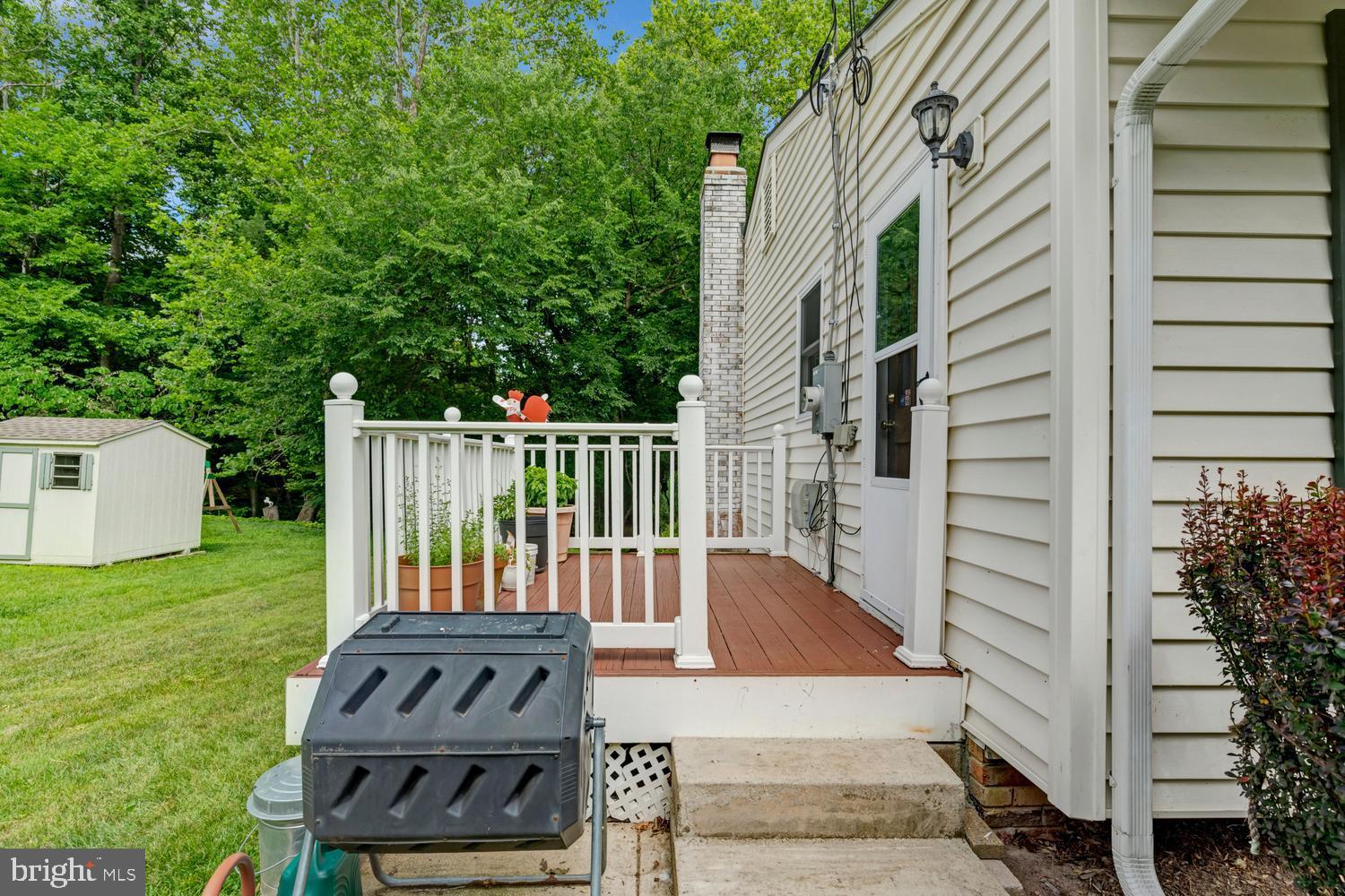 MANOR WOODS - Residential