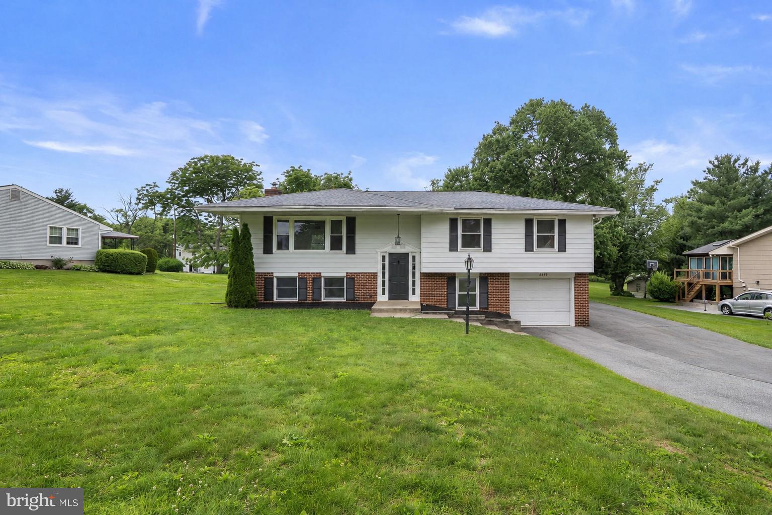 BONNIE BRAE - Residential