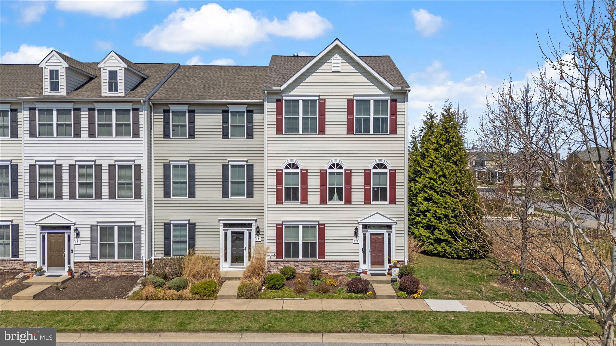 ELLENDALE - Residential