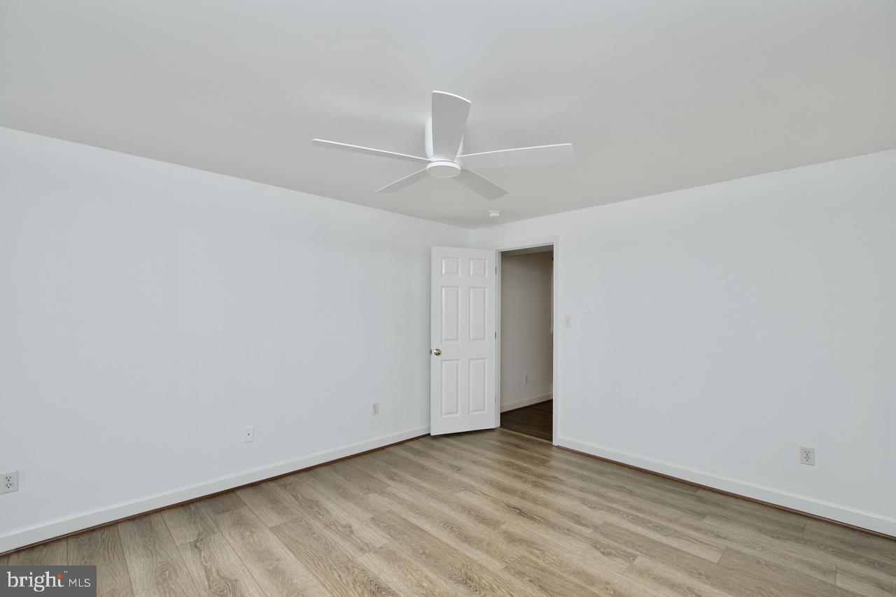 WILTON WOODS - Residential Lease