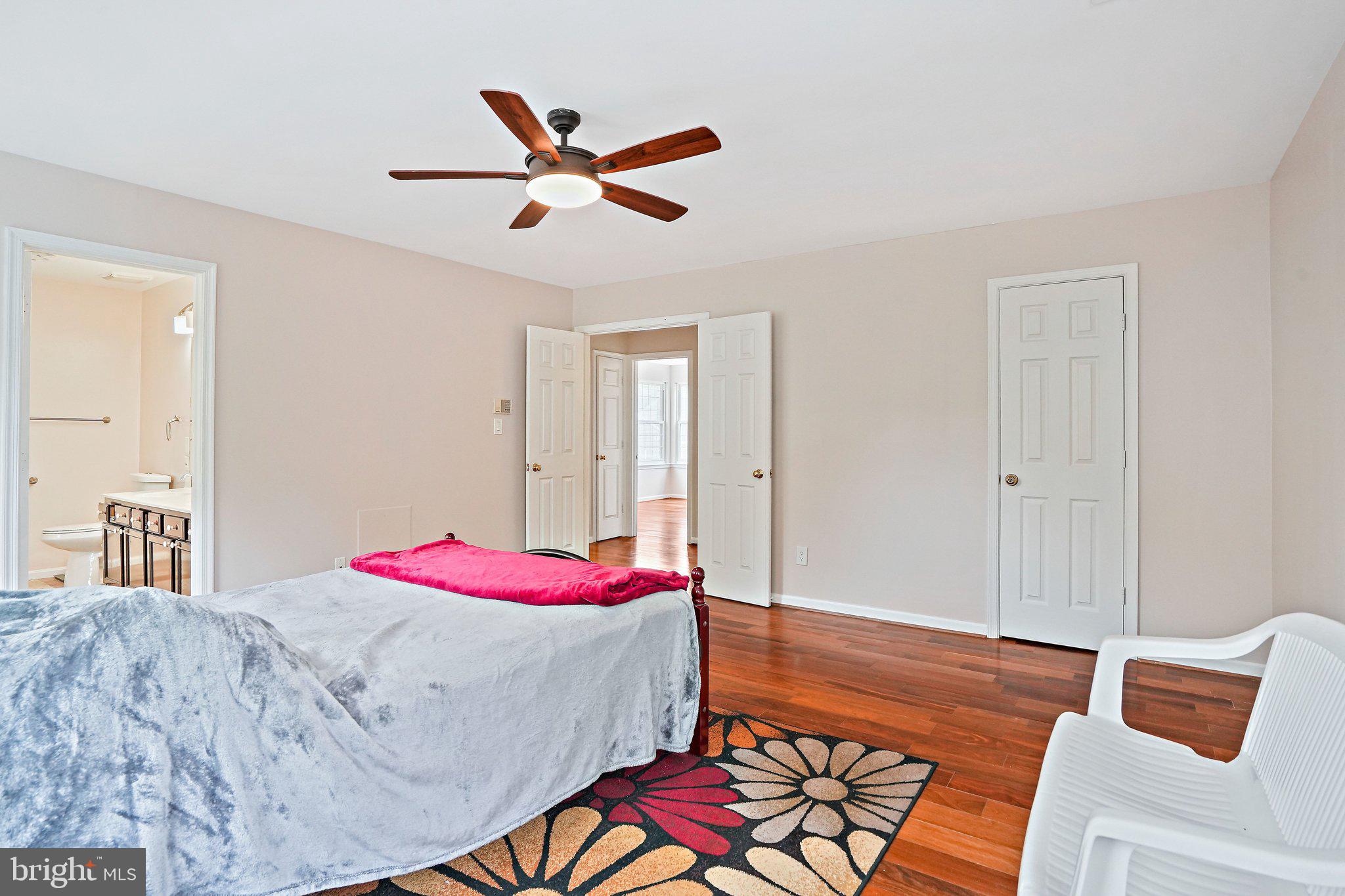 MEADOWGATE - Residential