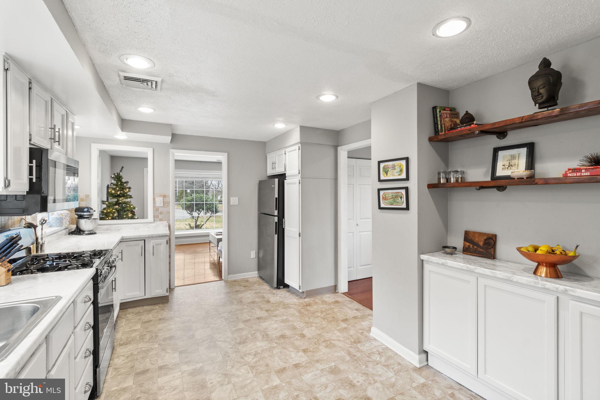 VALLEY FORGE HOMES - Residential