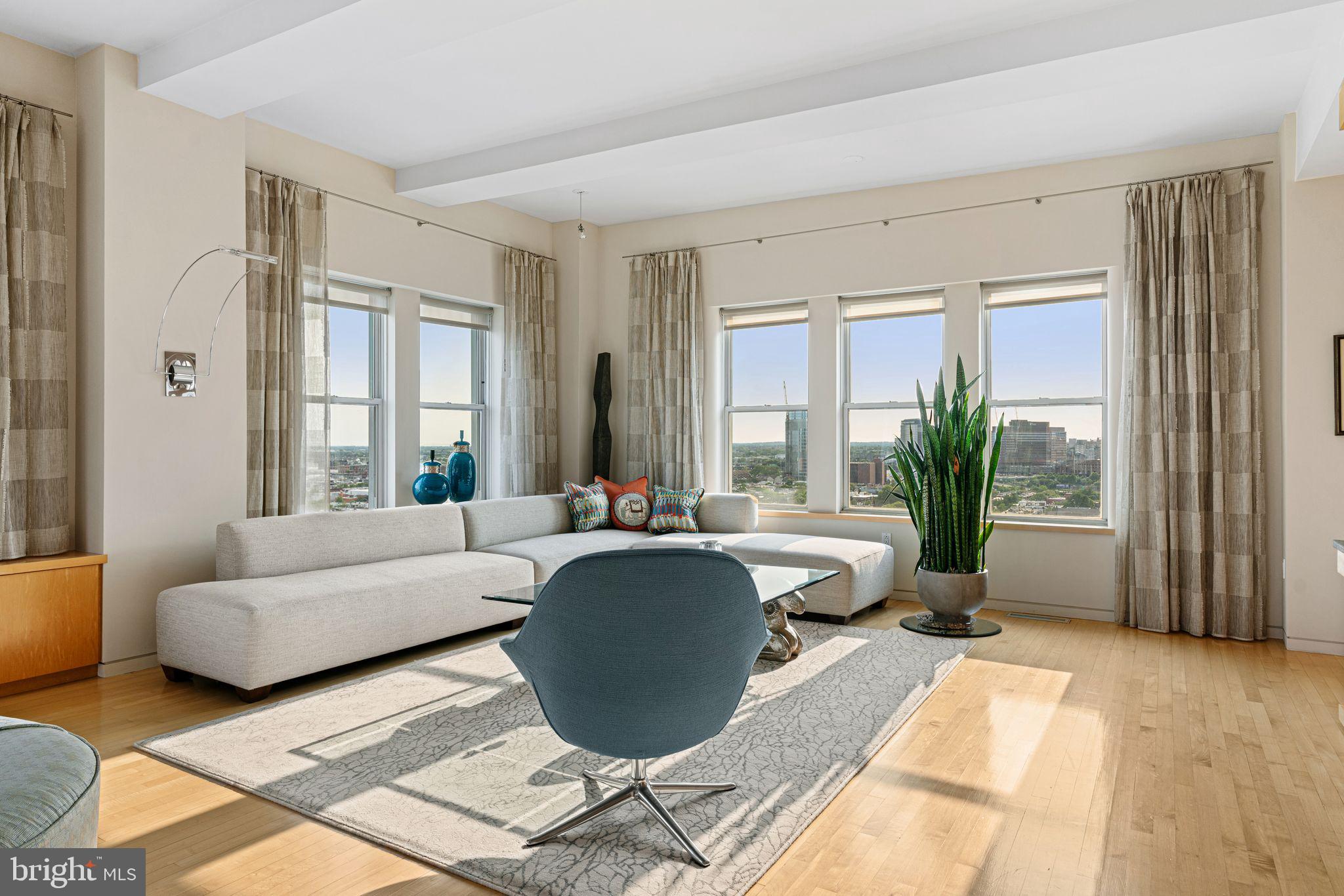 RITTENHOUSE SQUARE - Residential