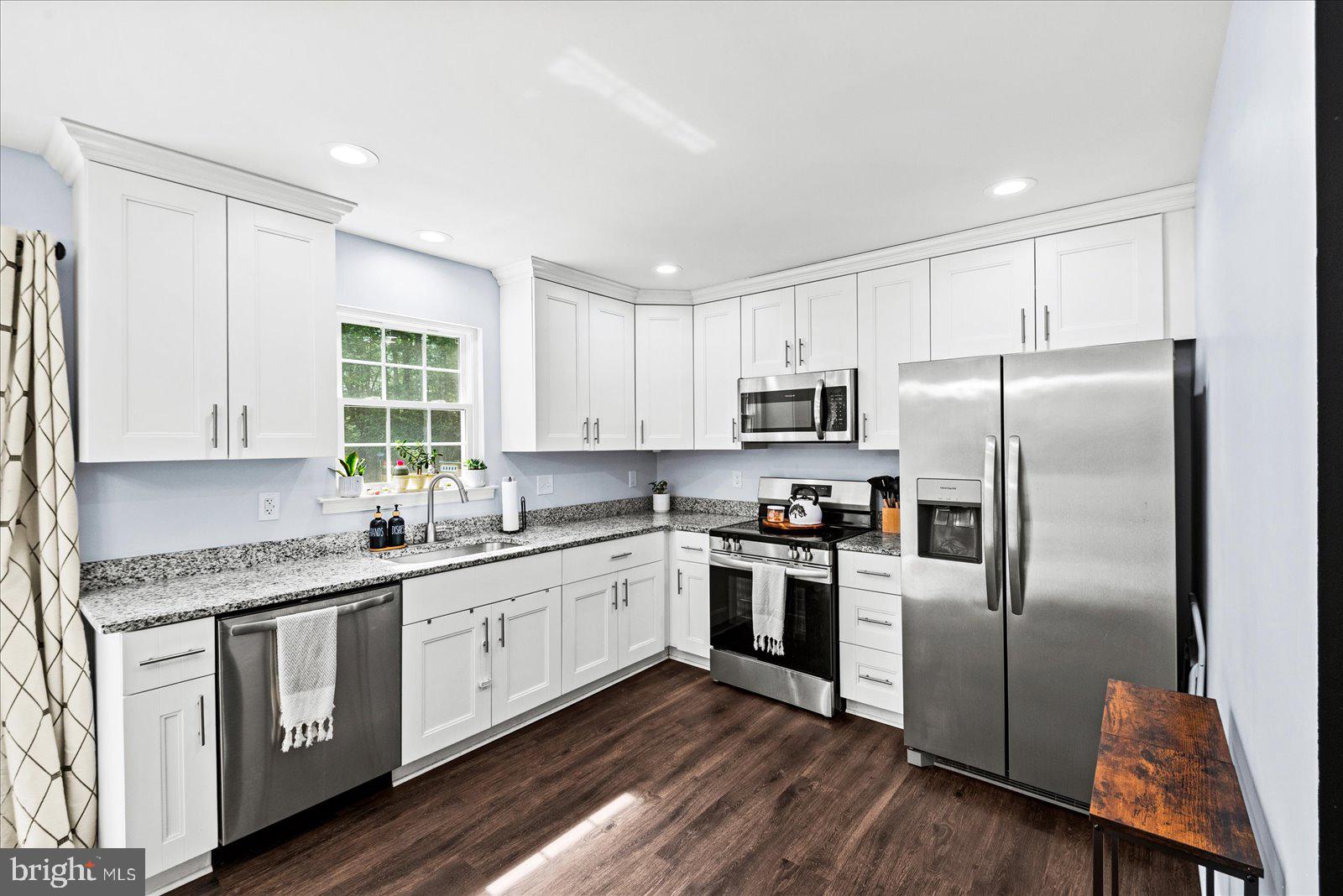 PLACID BAY ESTATES - Residential