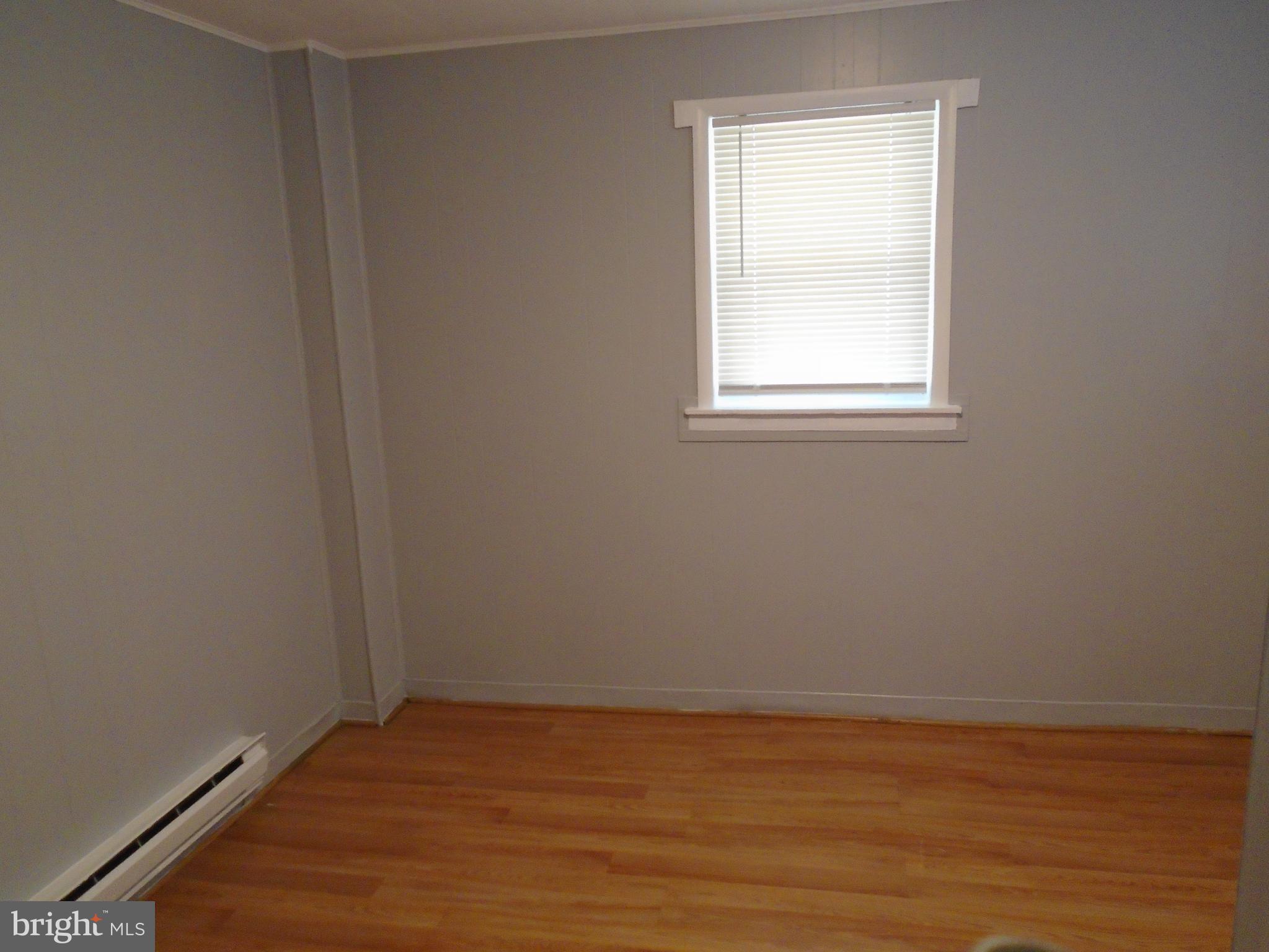 MIDDLE RIVER - Residential Lease