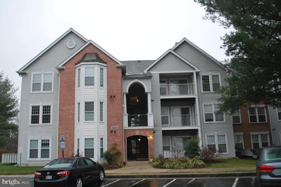 Brand new windows just installed will help with both heat in winter and A/C in summer. Nice sized fenced in pool located across the street does come with privileges for the tenants of this unit. Playground area  with swings also included . Large parking lot makes it easy to find a parking spot. One thousand one hundred forty-four square feet  of living space.    Neutral colors.  Nice sized rooms.  Big windows bring in  lots of light.  Close to public transportation.