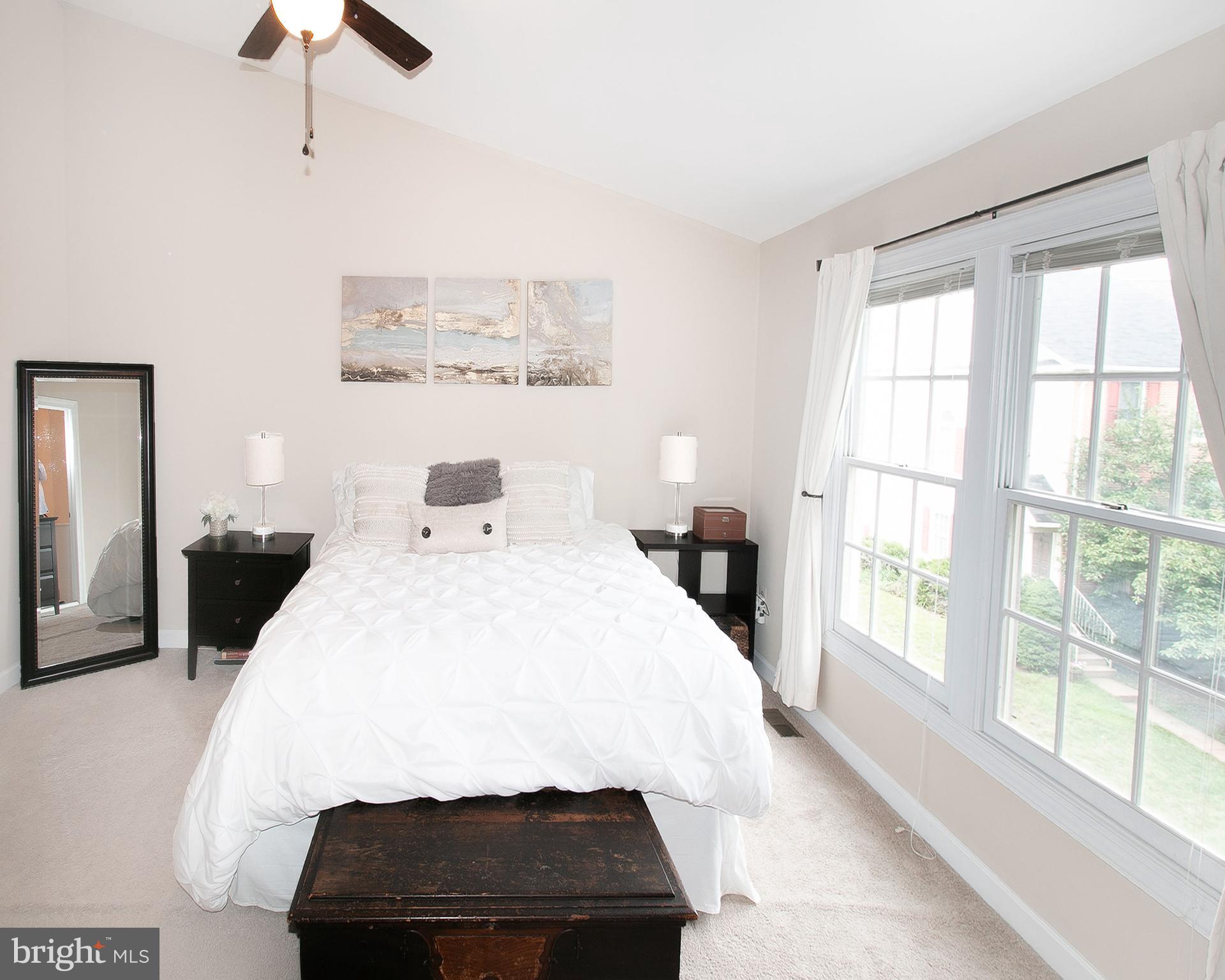 LIFESTYLE AT SULLY STATION - Residential