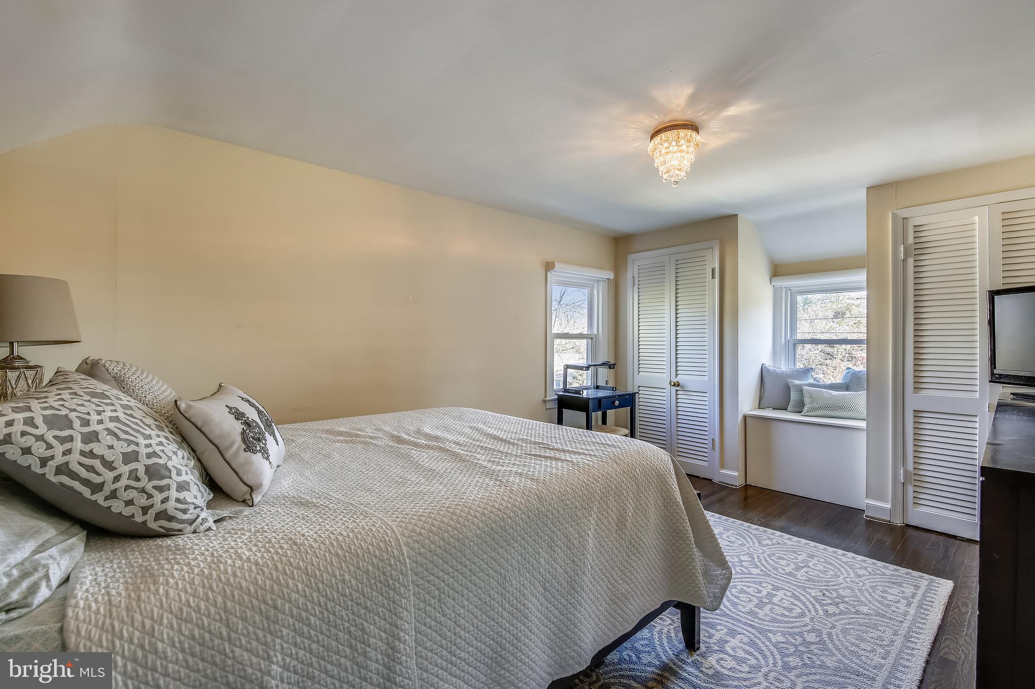 MAPLEWOOD - Residential