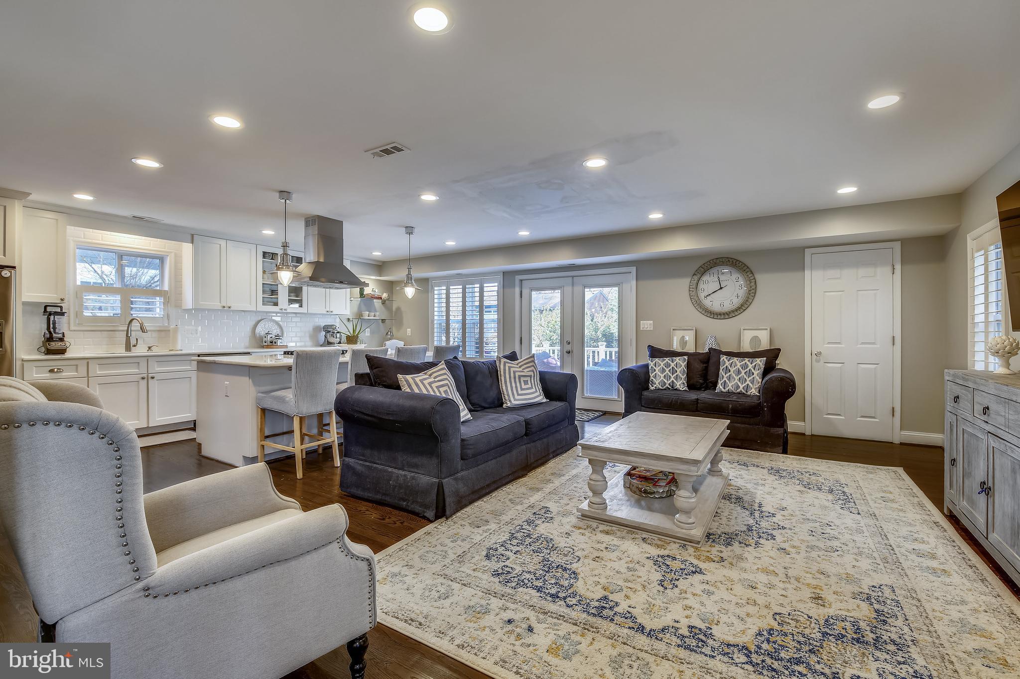 MAPLEWOOD - Residential