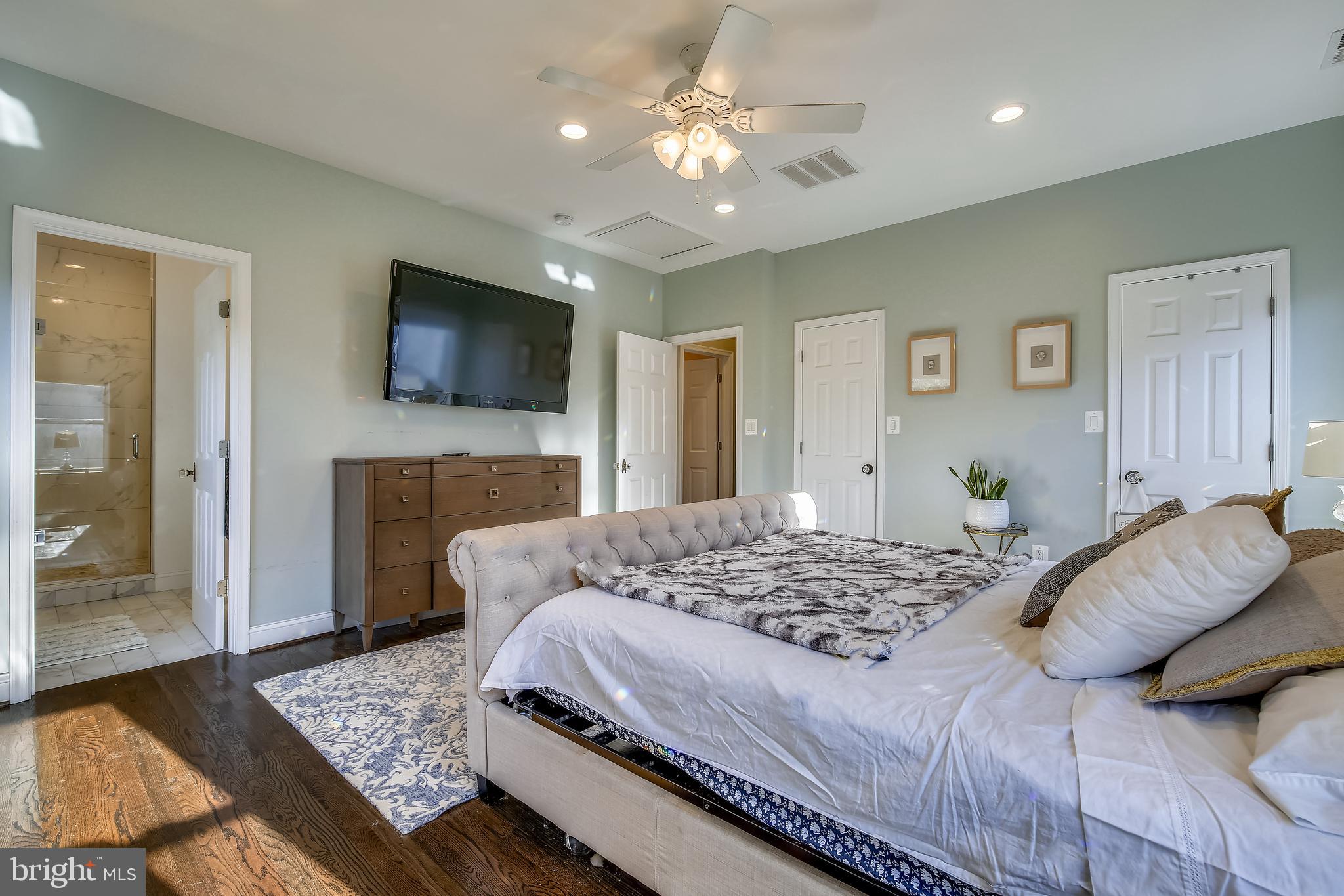 MAPLEWOOD - Residential