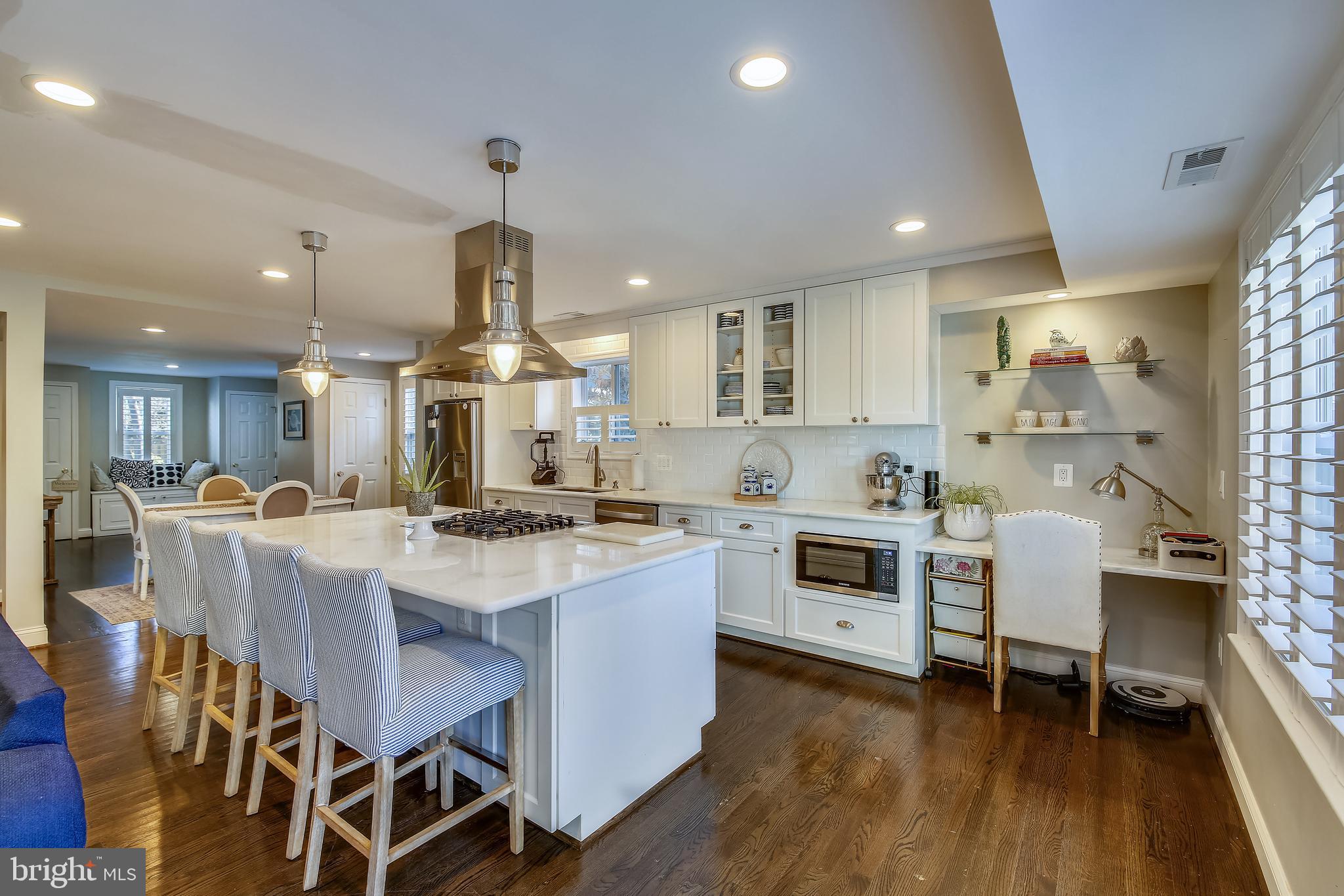 MAPLEWOOD - Residential