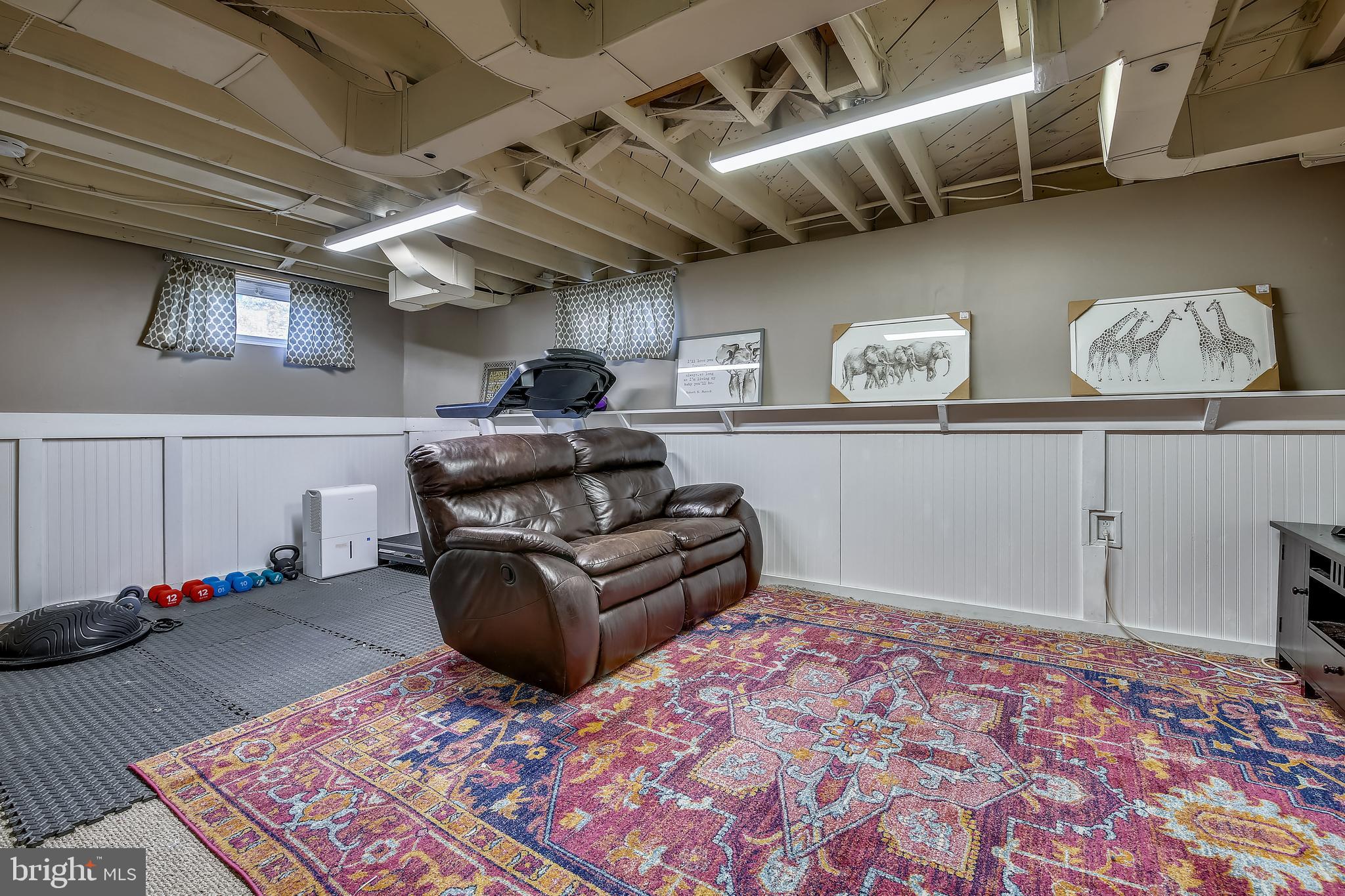 MAPLEWOOD - Residential