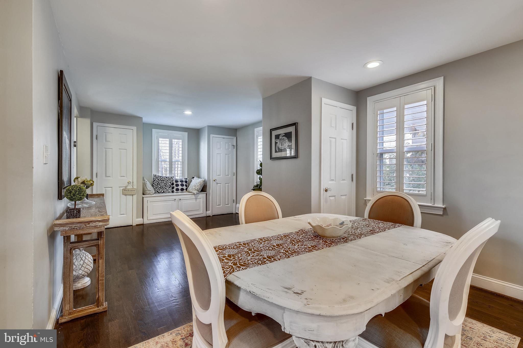 MAPLEWOOD - Residential