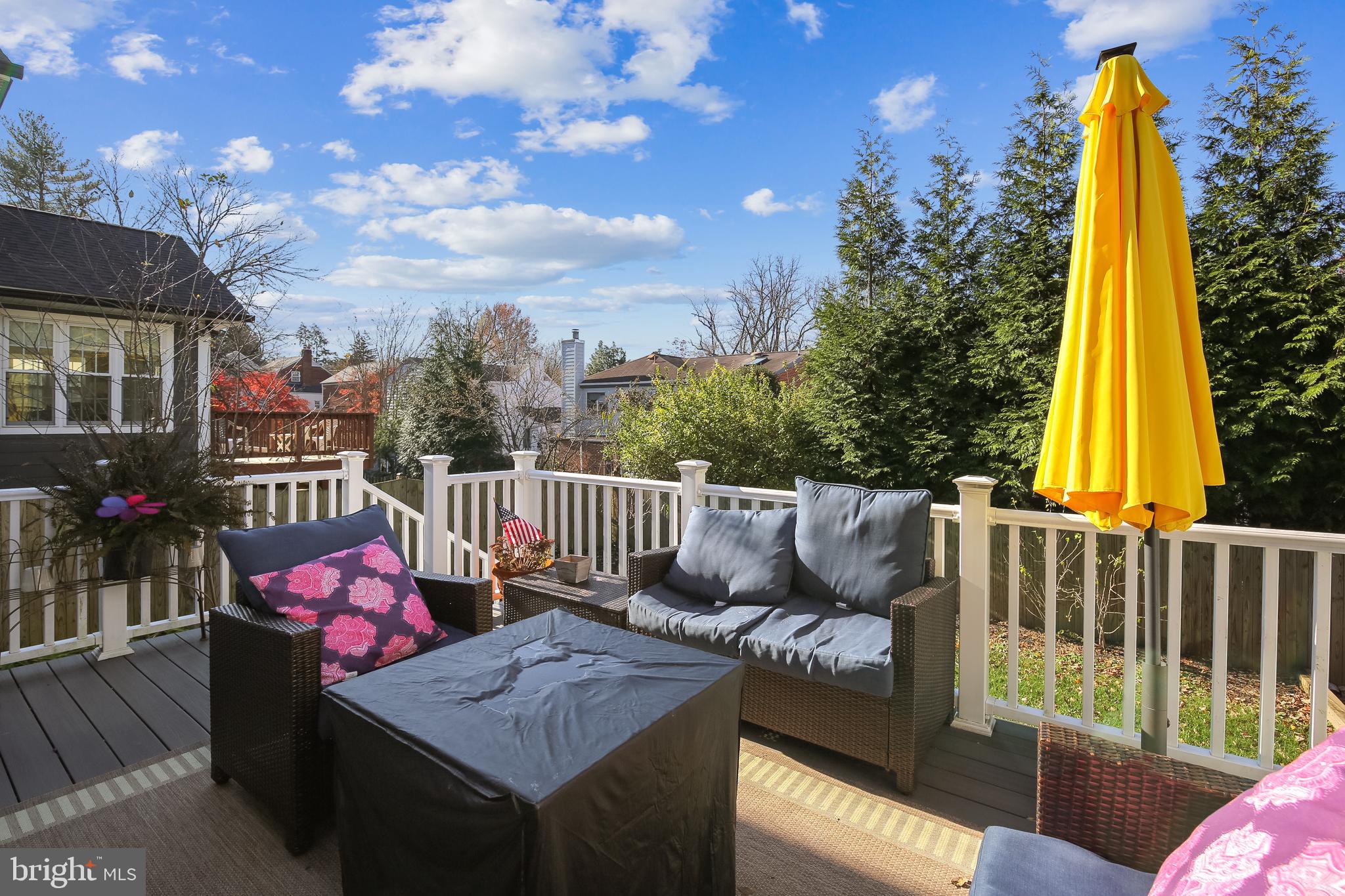 MAPLEWOOD - Residential