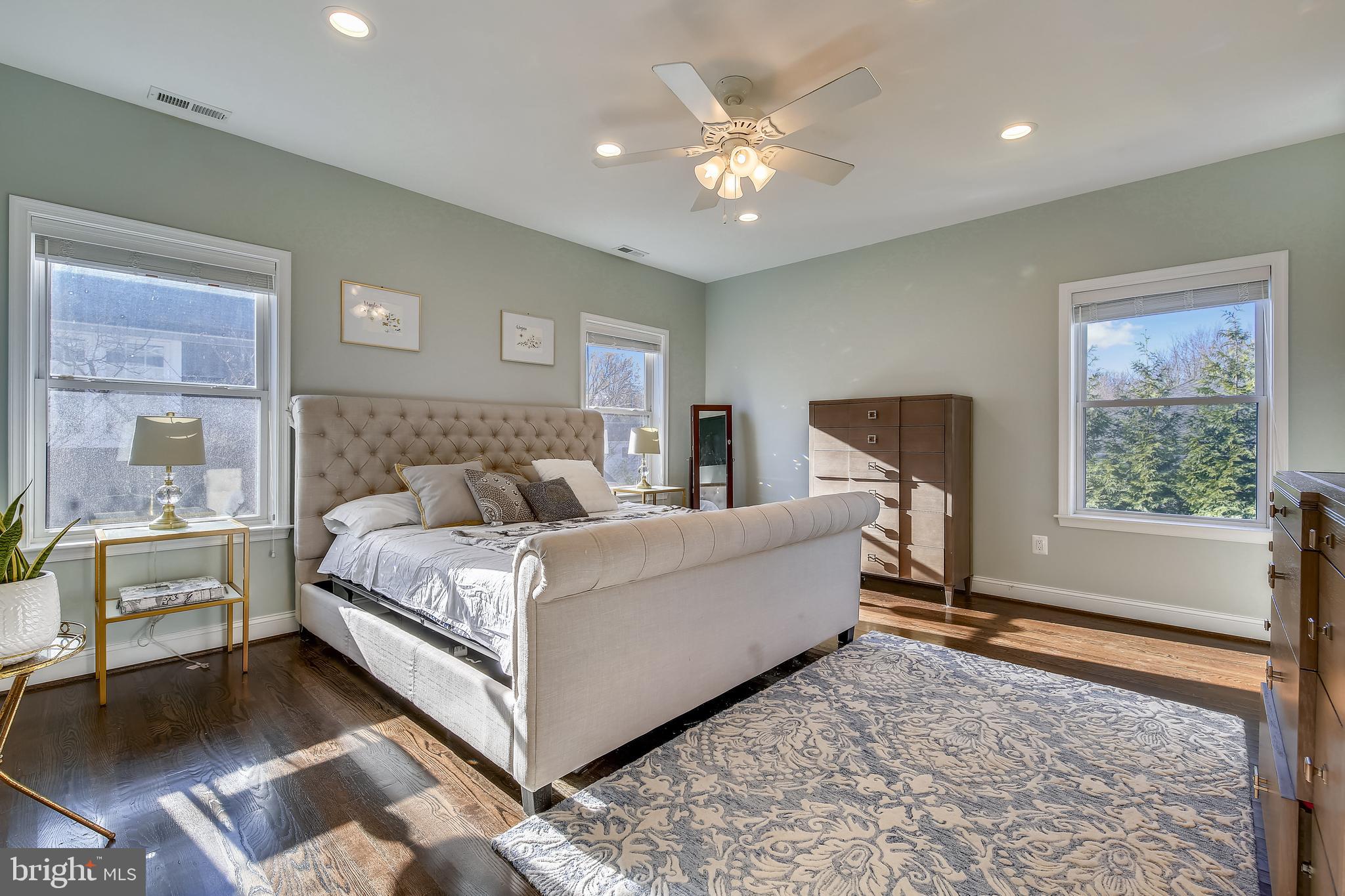 MAPLEWOOD - Residential
