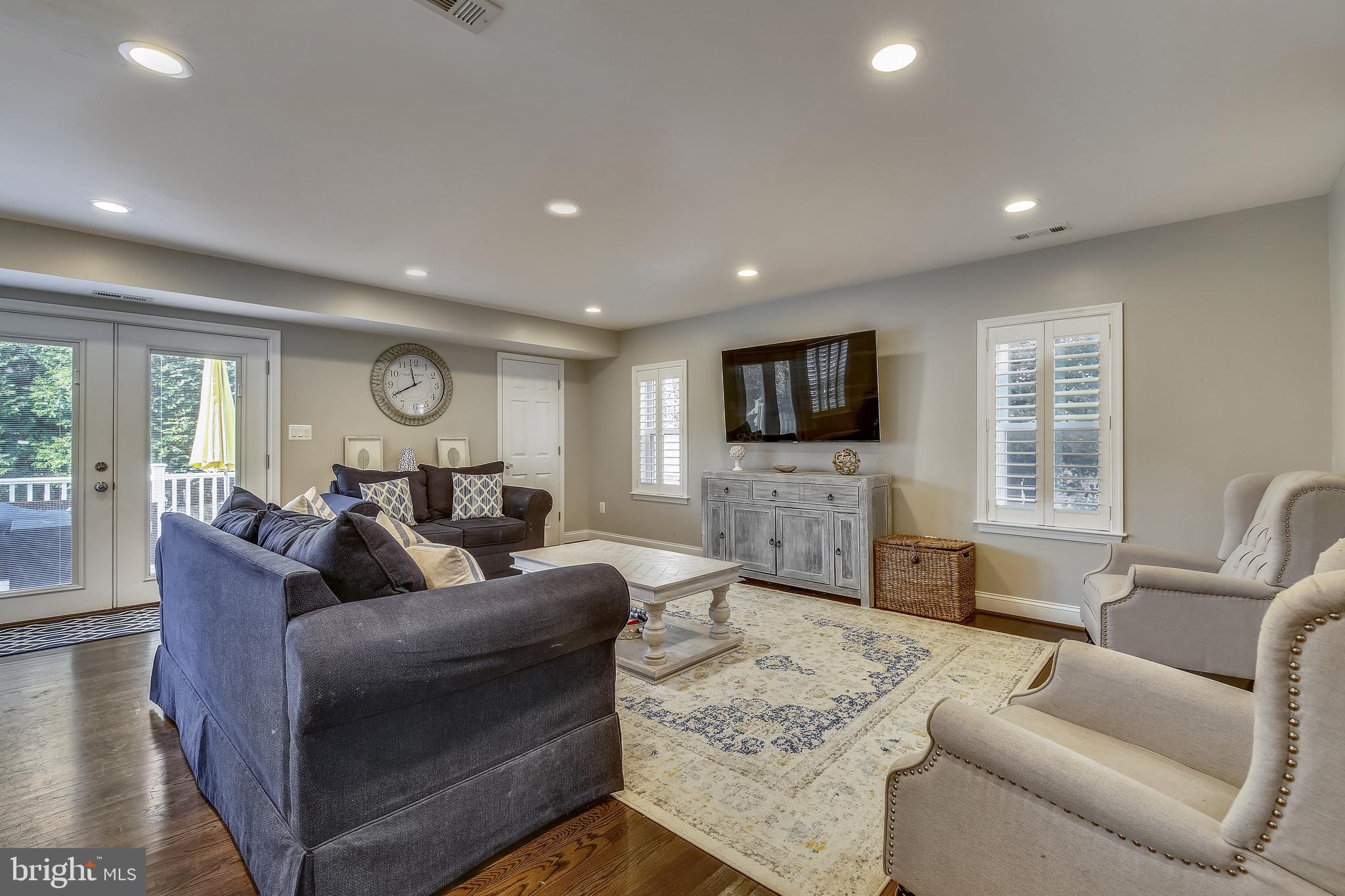 MAPLEWOOD - Residential
