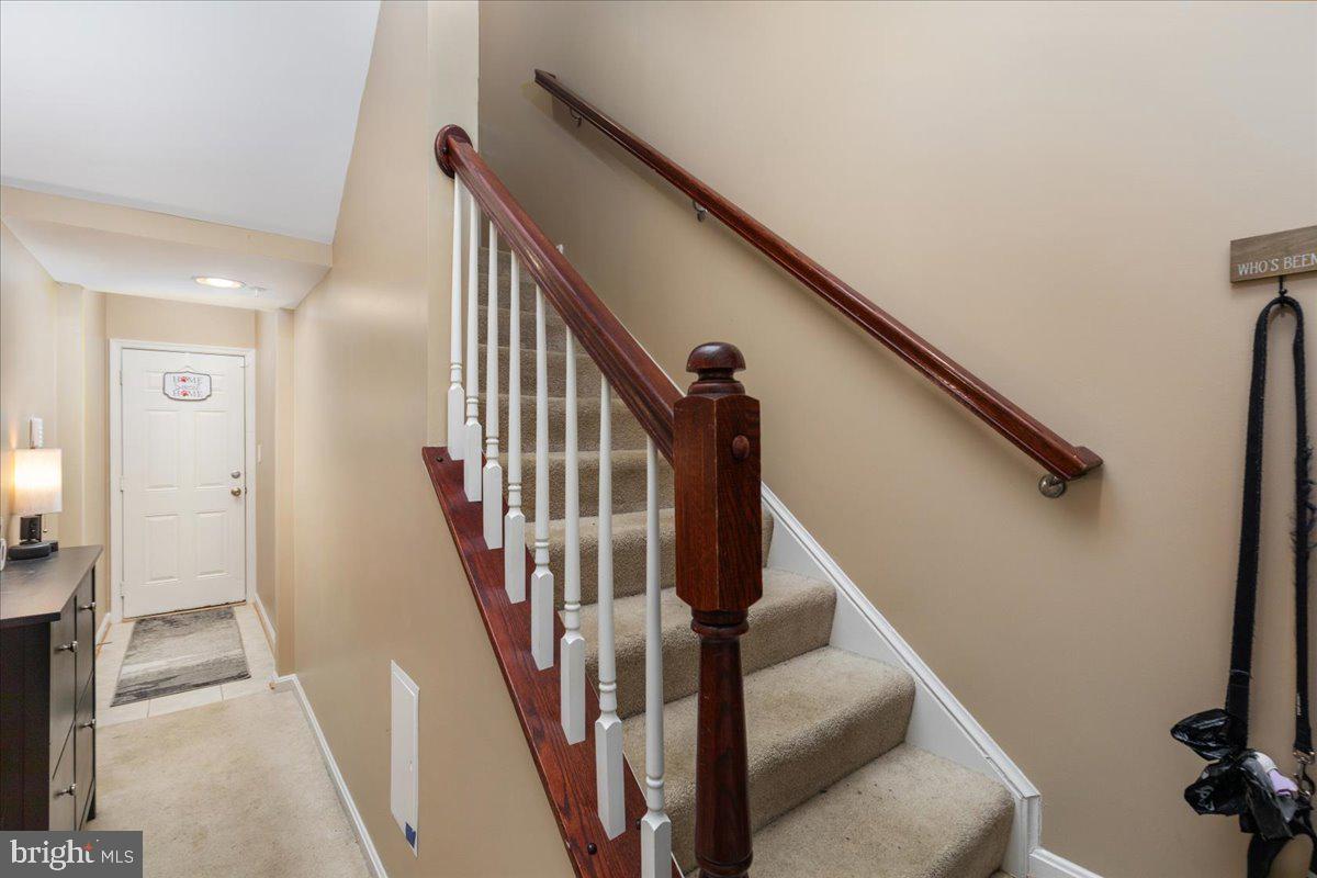 MADISON CRESCENT - Residential