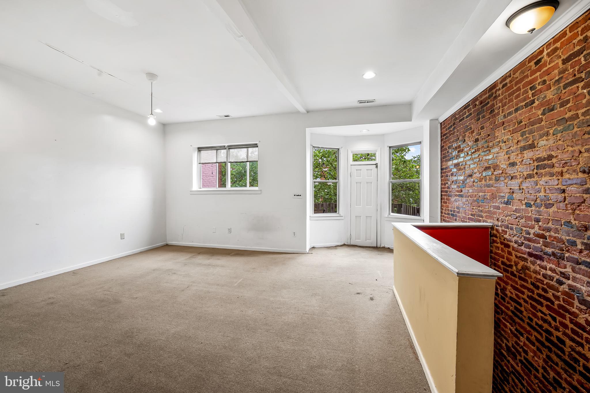 RESERVOIR HILL - Residential Income