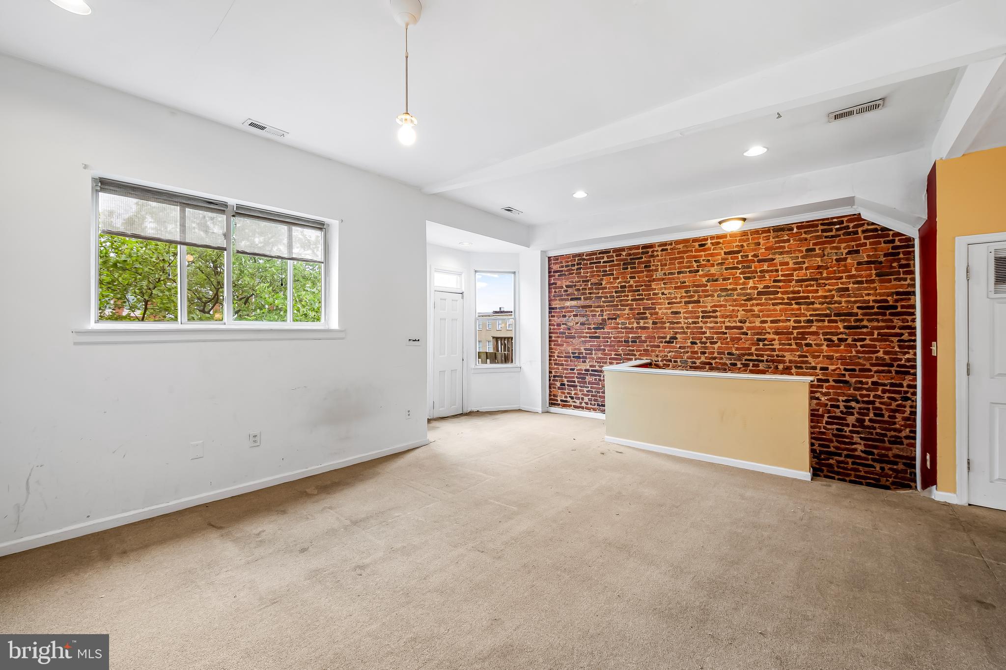 RESERVOIR HILL - Residential Income