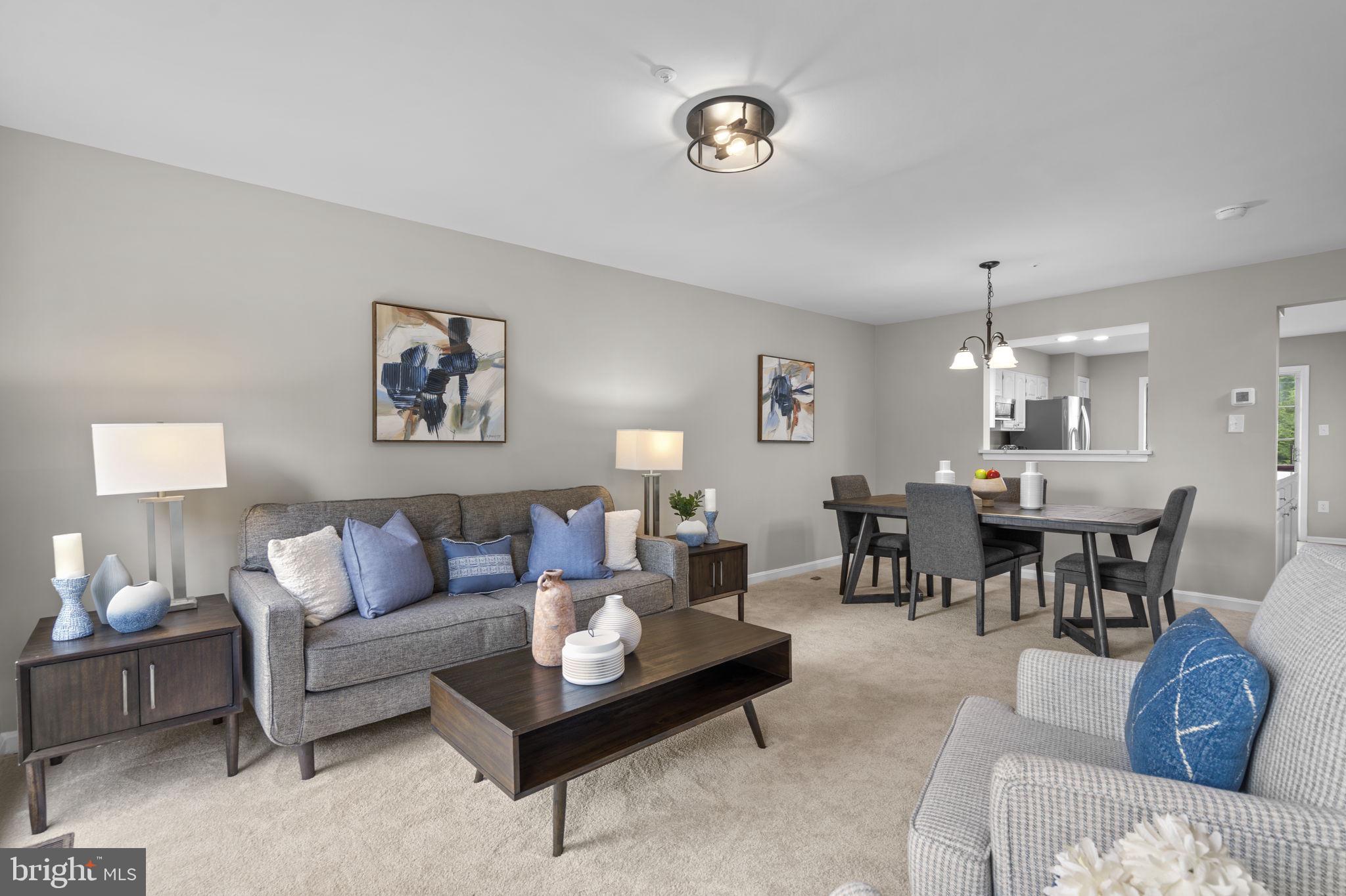 FLOWER HILL - Residential