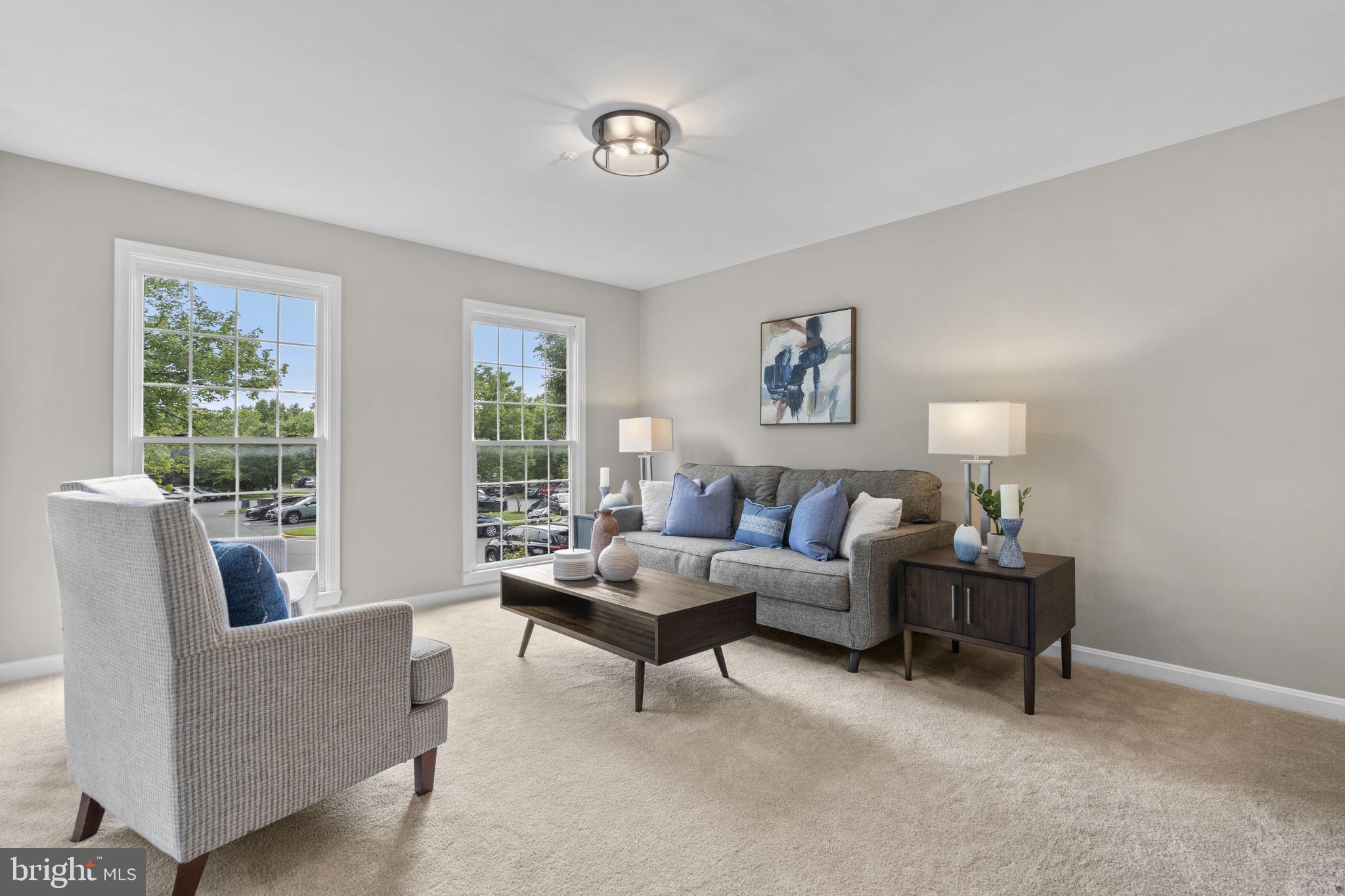 FLOWER HILL - Residential