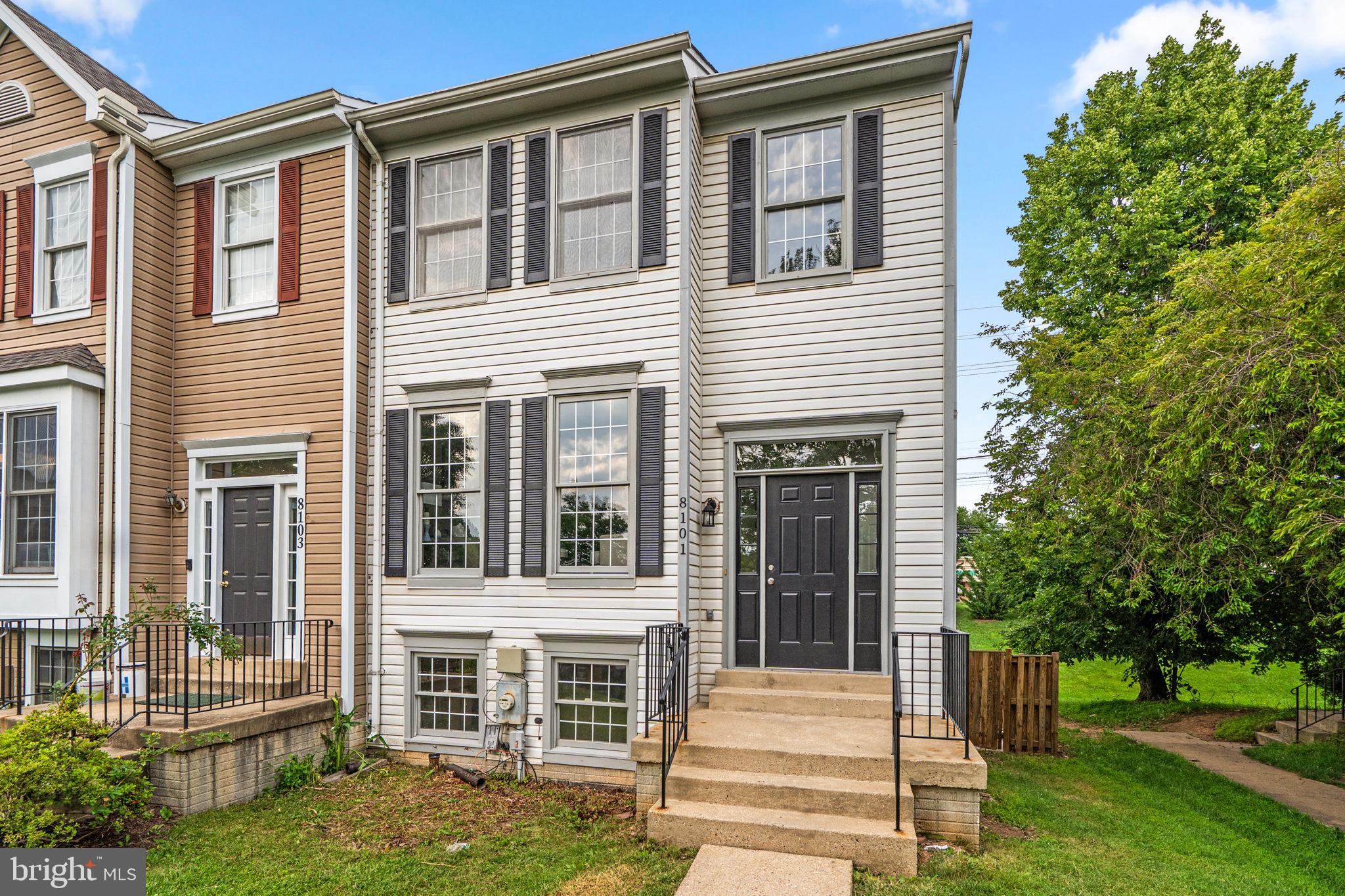 FLOWER HILL - Residential