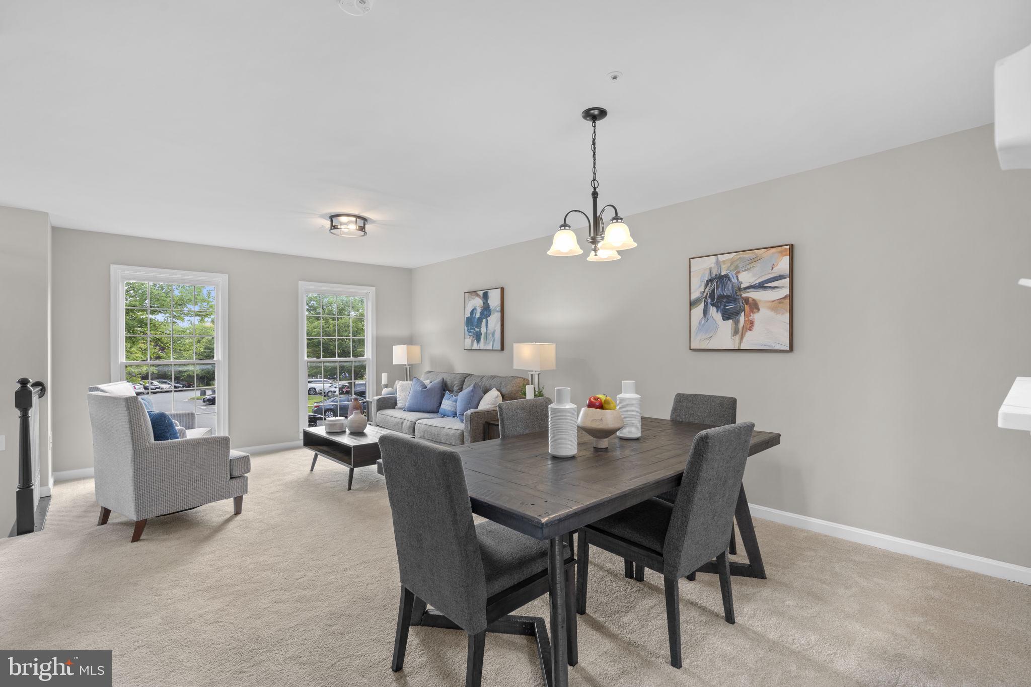 FLOWER HILL - Residential