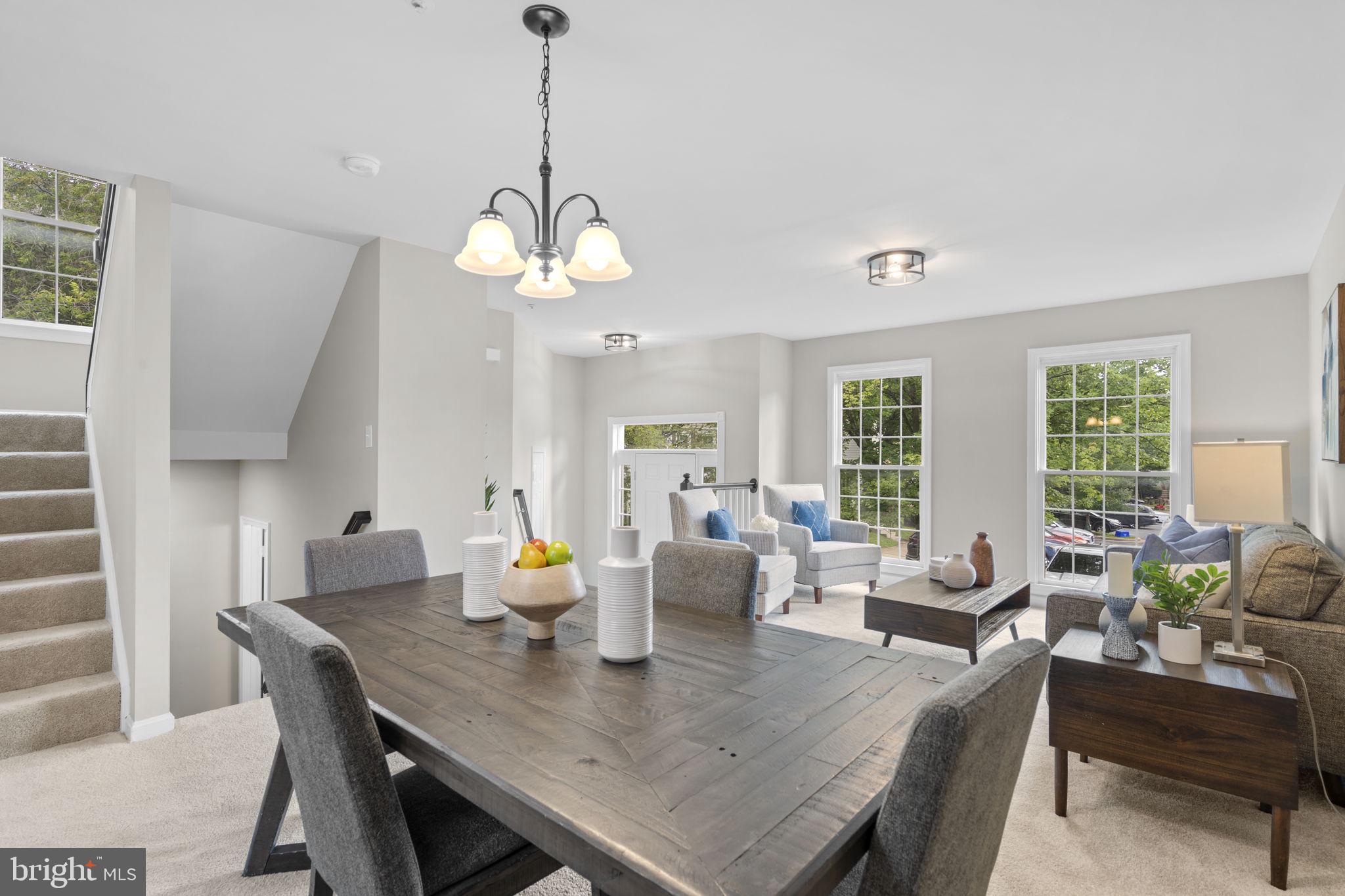FLOWER HILL - Residential