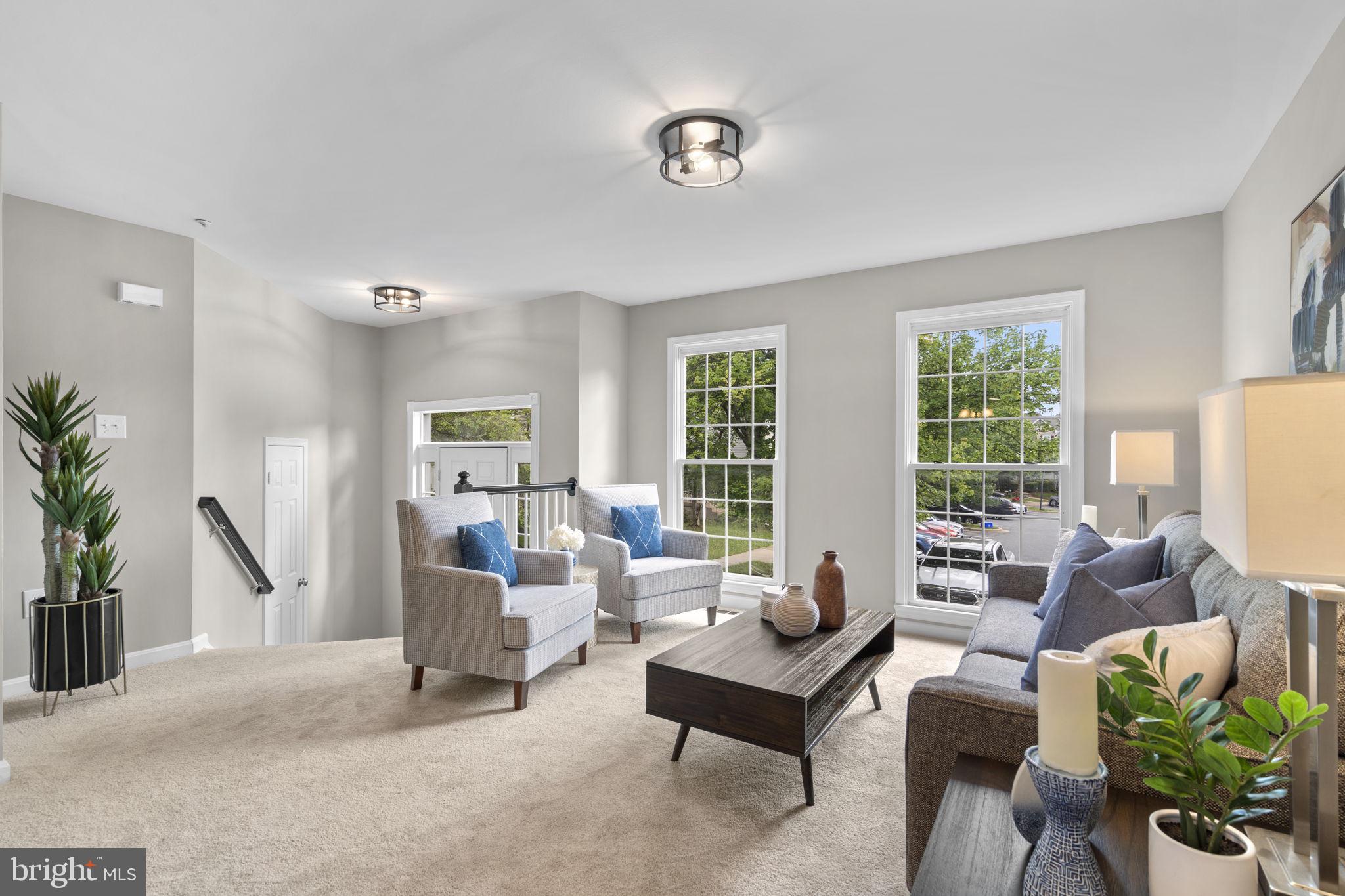 FLOWER HILL - Residential
