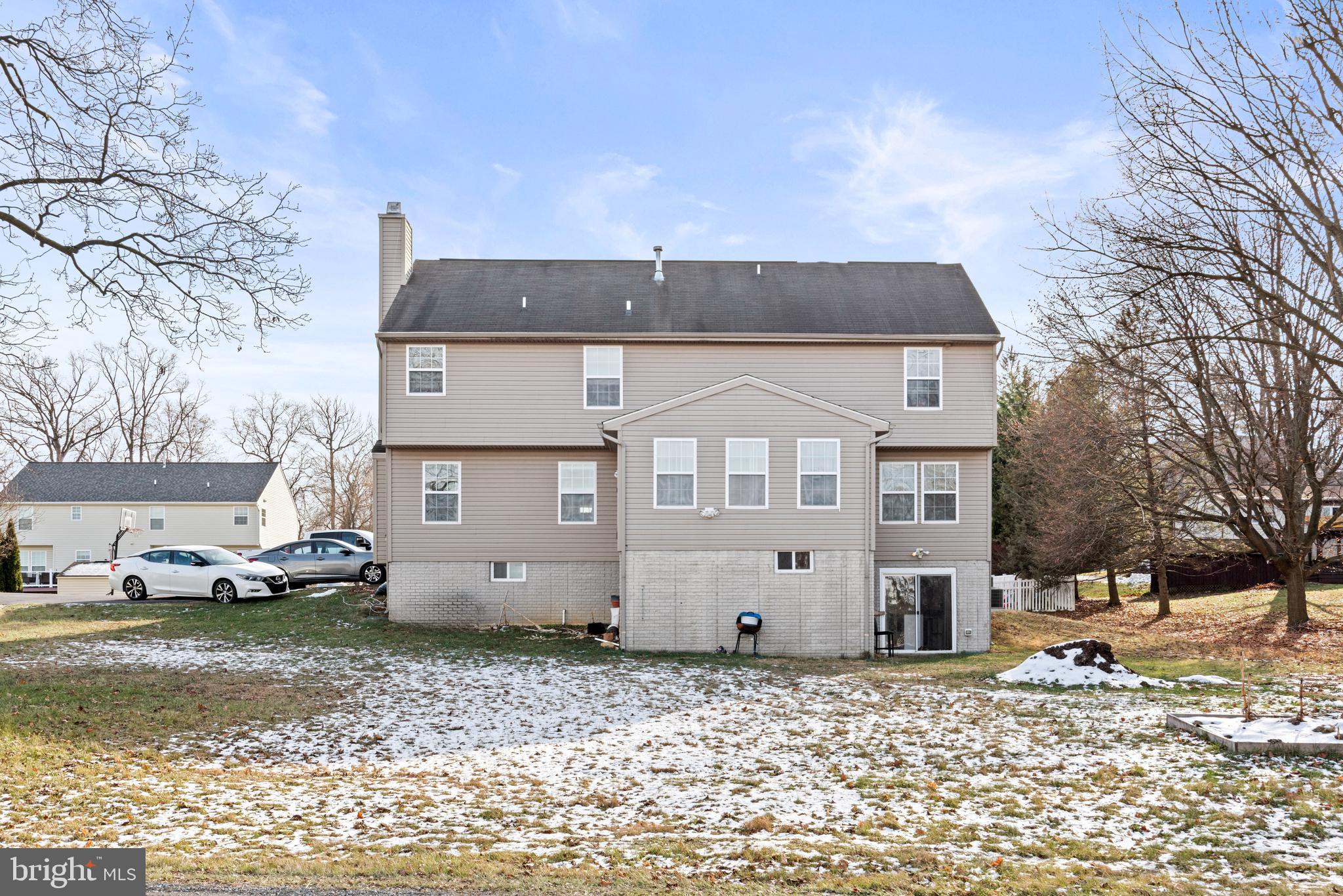 SADDLE RIDGE ESTATES - Residential