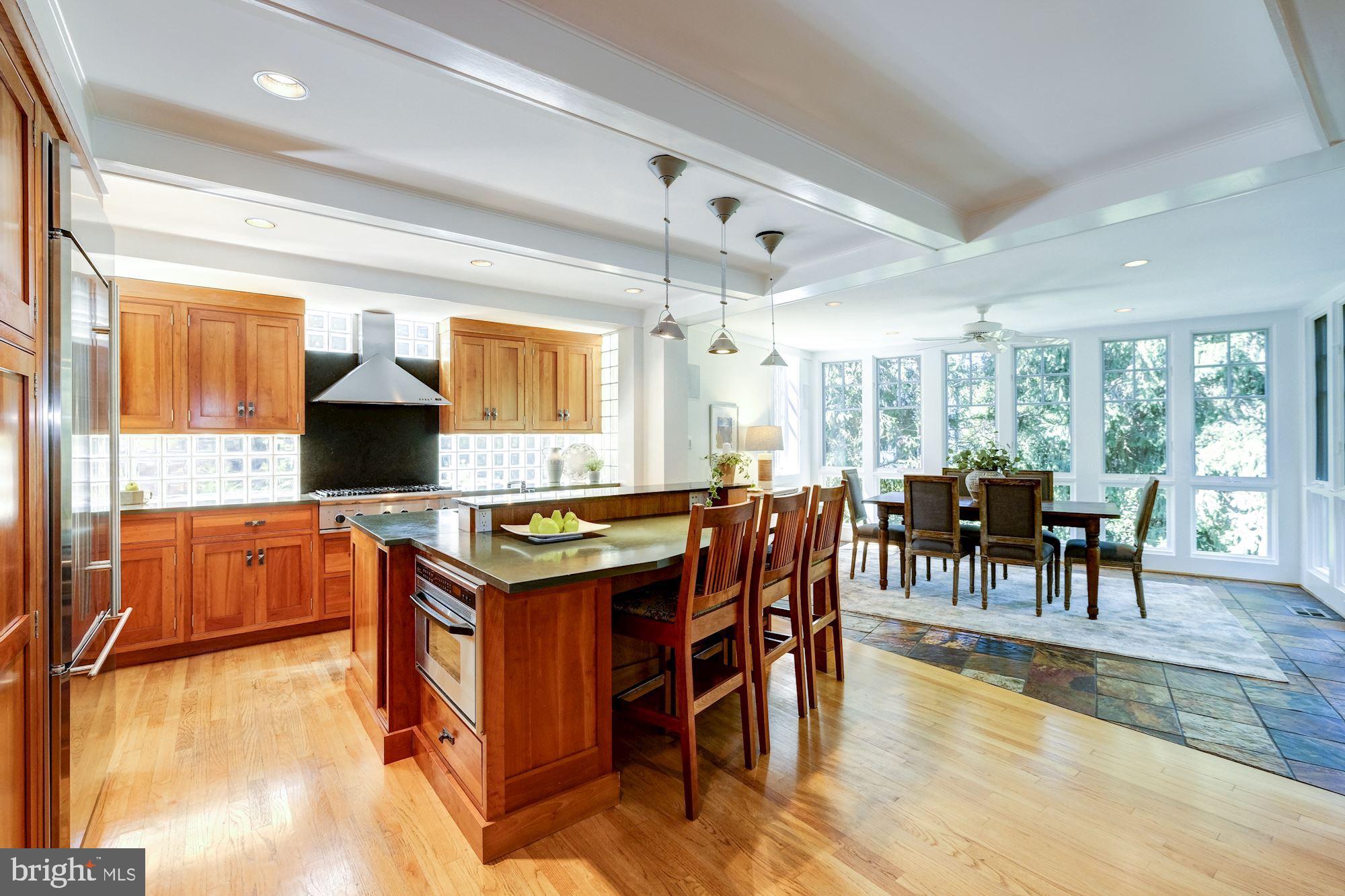 CHEVY CHASE - Residential
