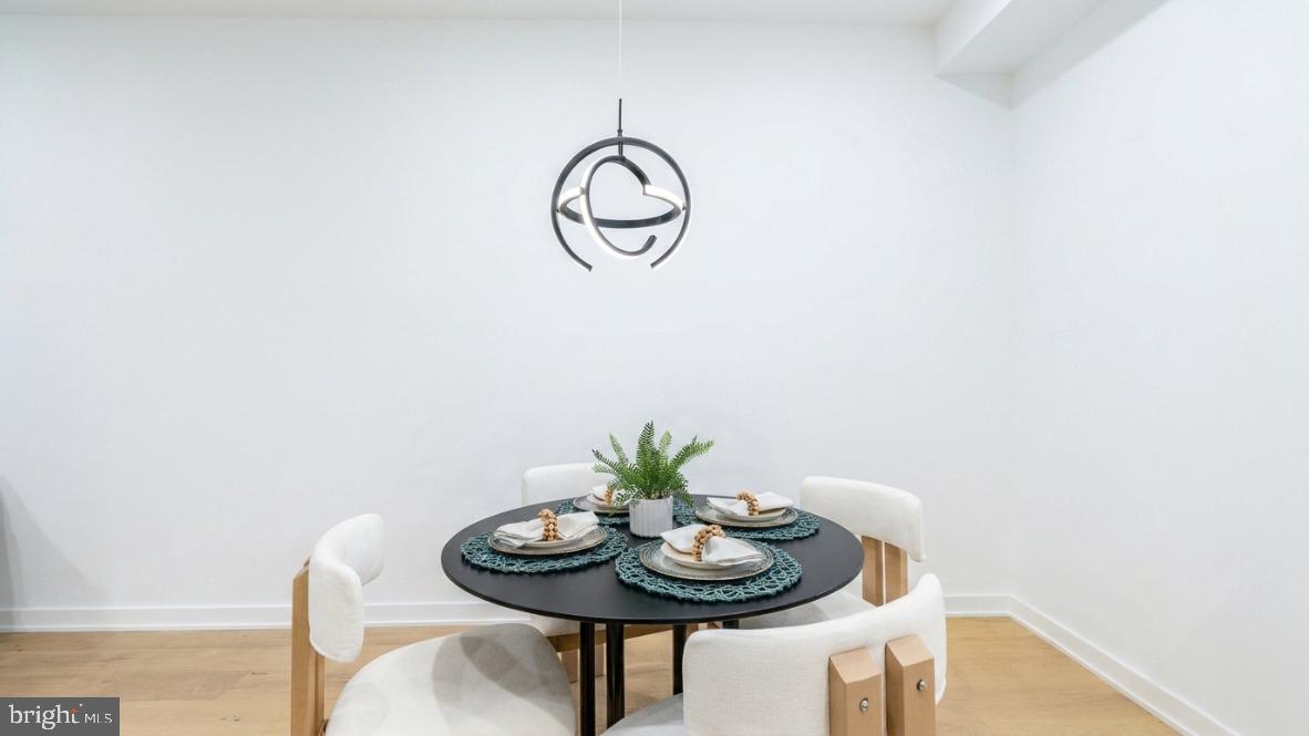PORT RICHMOND - Residential