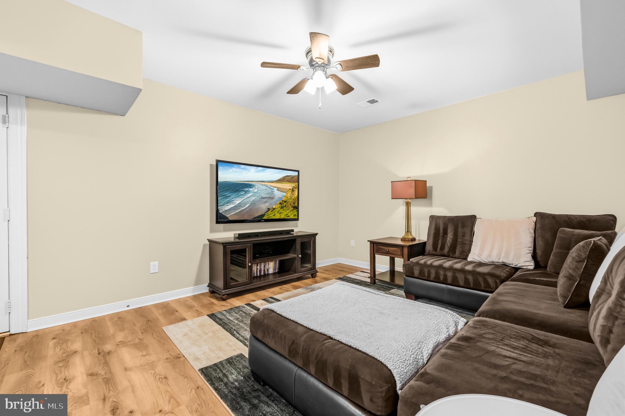 DOMINION VALLEY HUNT - Residential