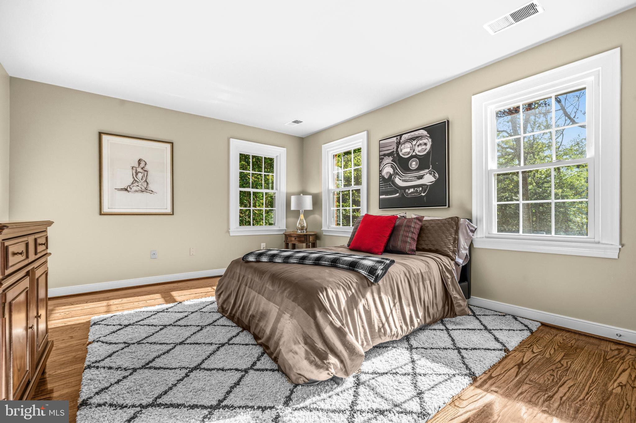 DOMINION VALLEY HUNT - Residential