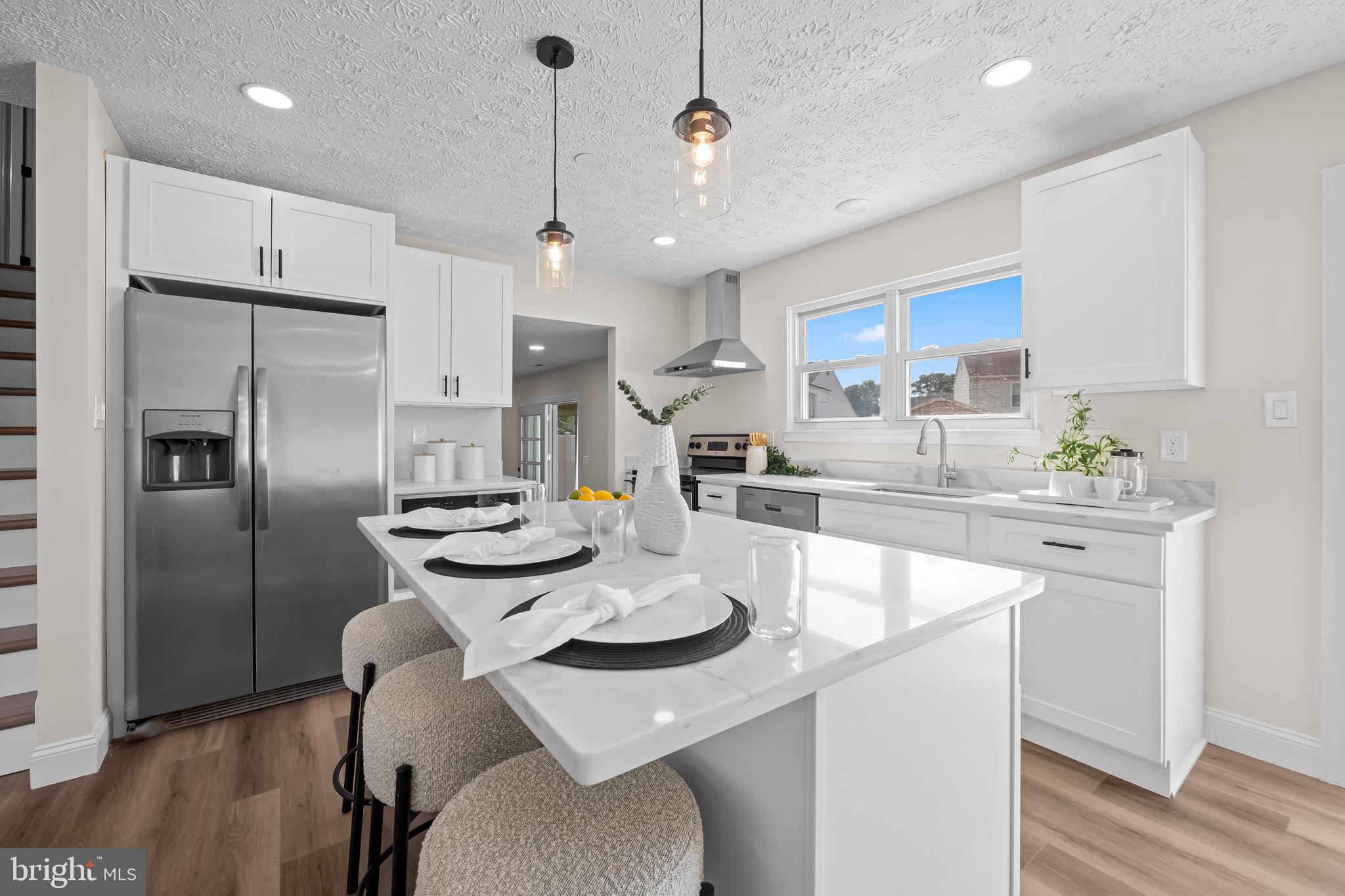 BAY COUNTRY - Residential
