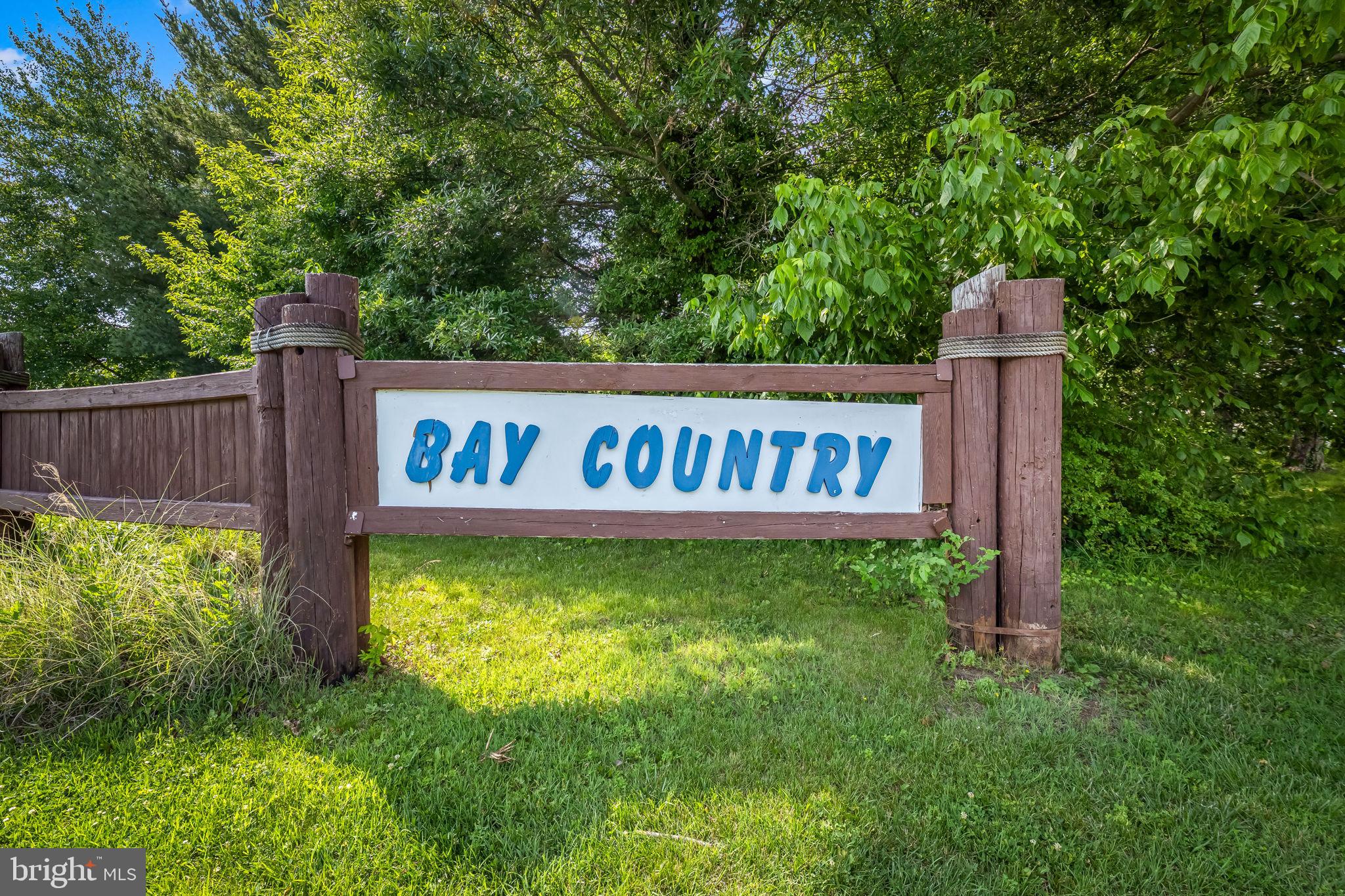 BAY COUNTRY - Residential