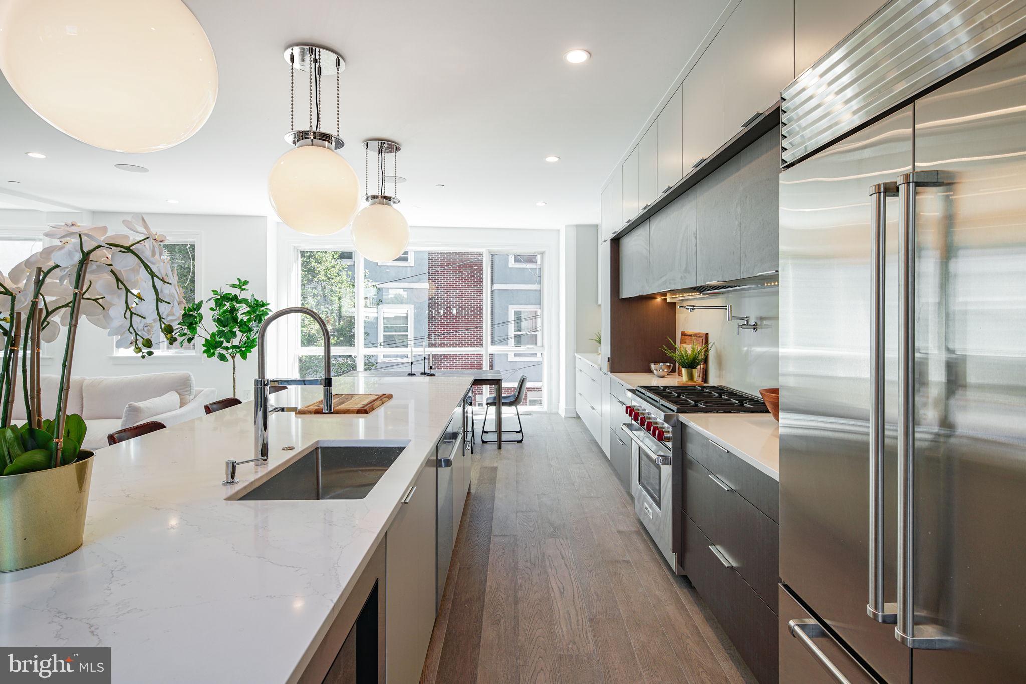 BELLA VISTA - Residential