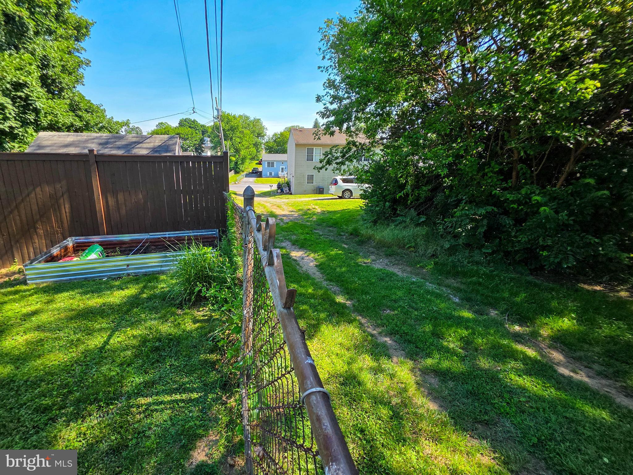 HAGERSTOWN - Residential