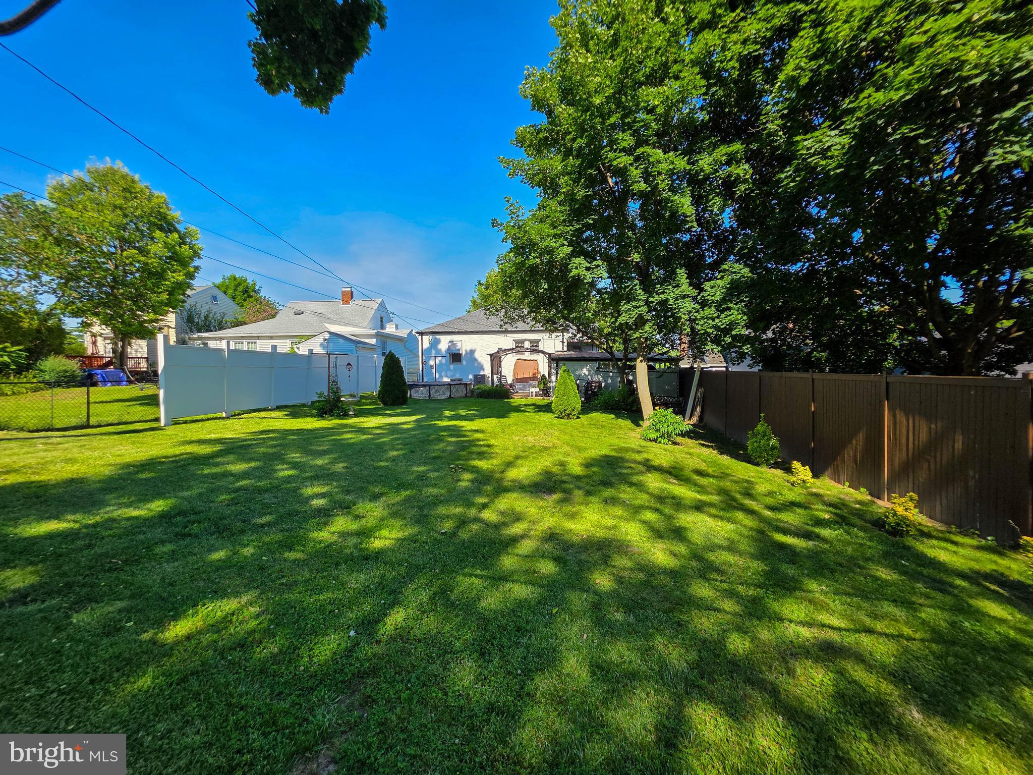 HAGERSTOWN - Residential