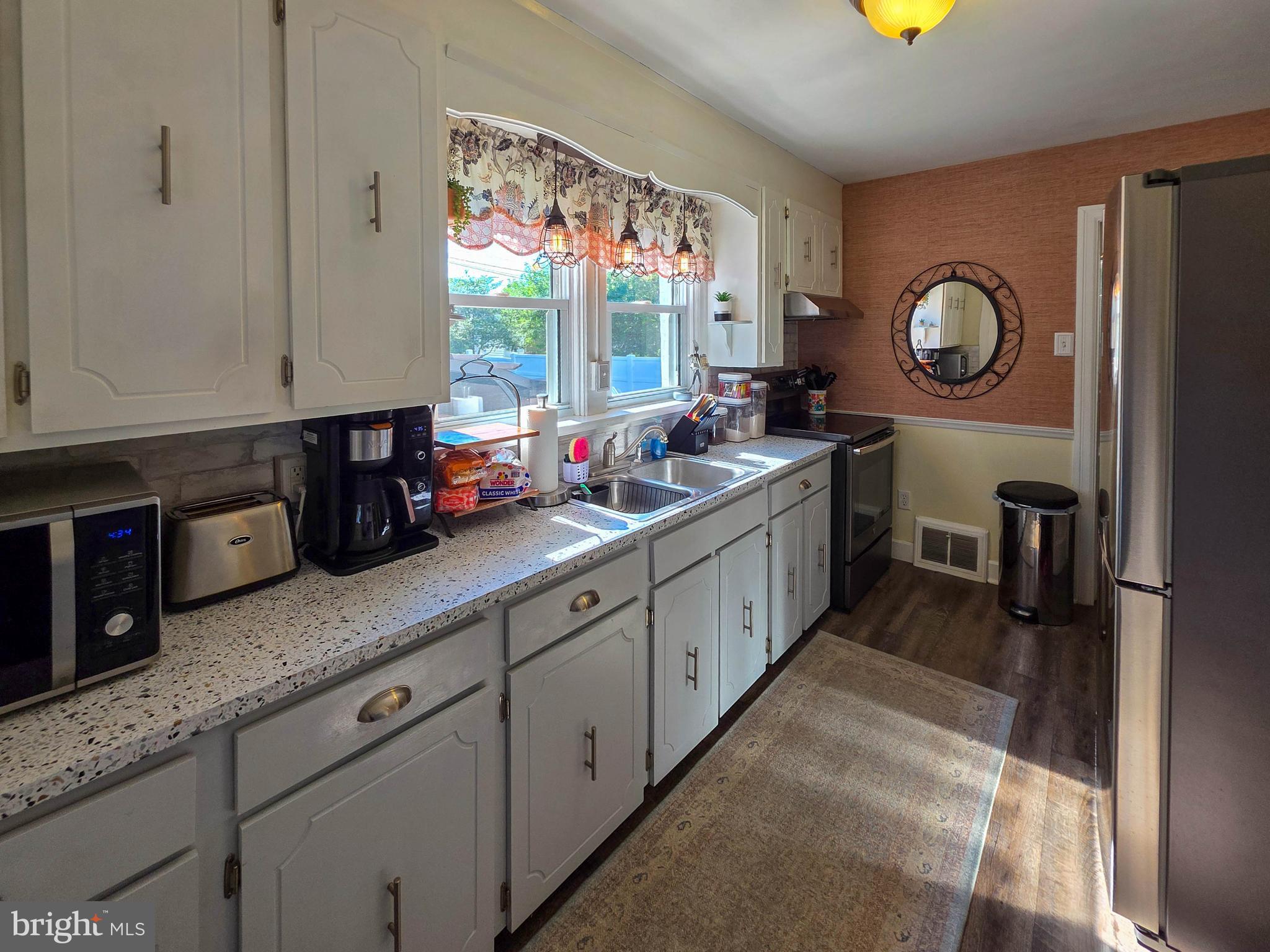 HAGERSTOWN - Residential