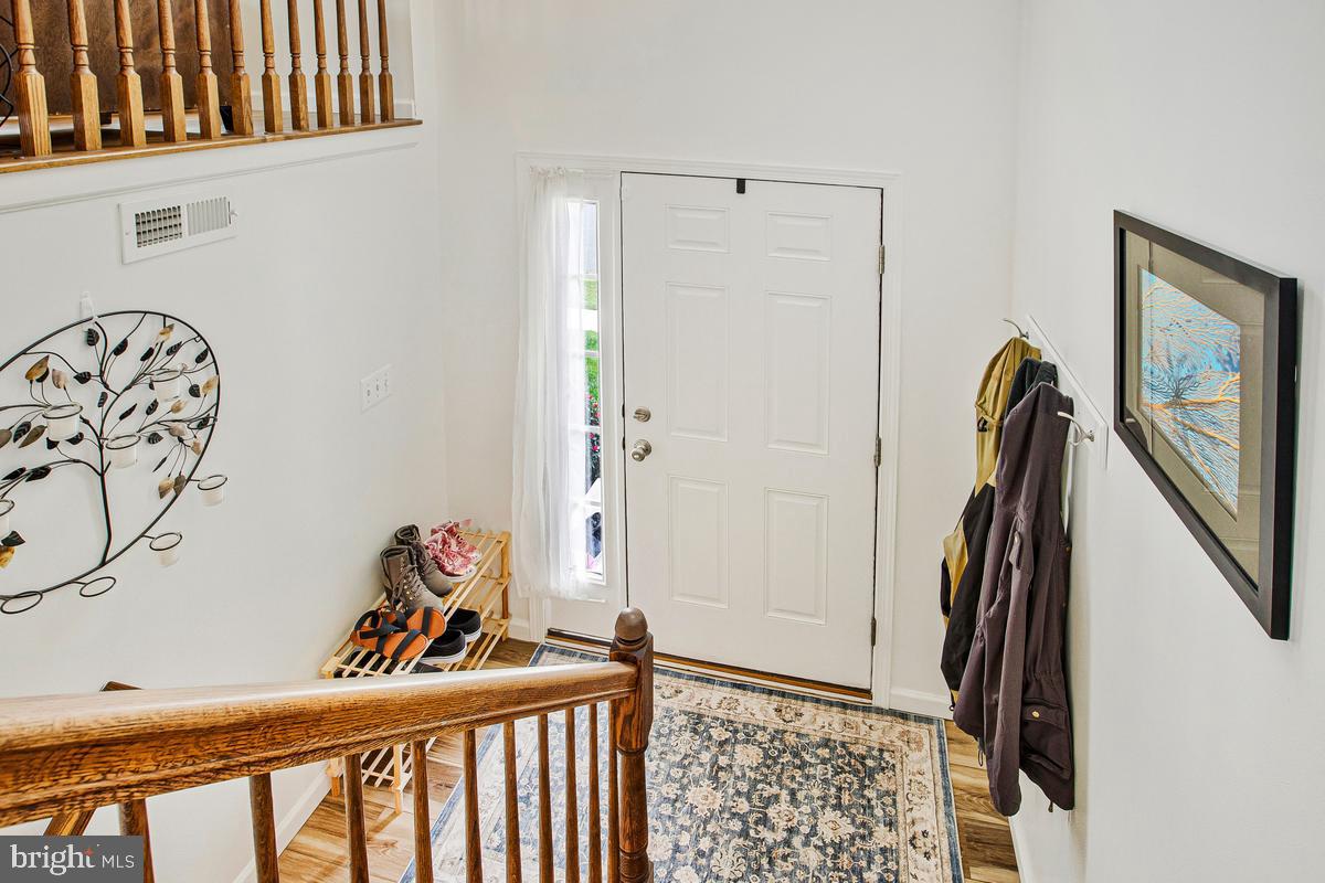 HOLLY WOODS - Residential