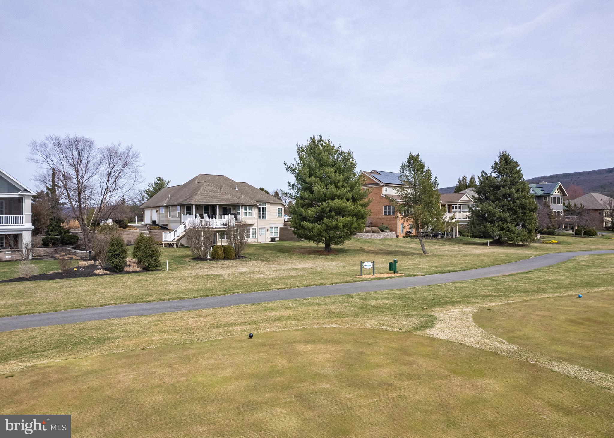 PENN NATIONAL GOLF COURSE COMMUNITY - Residential
