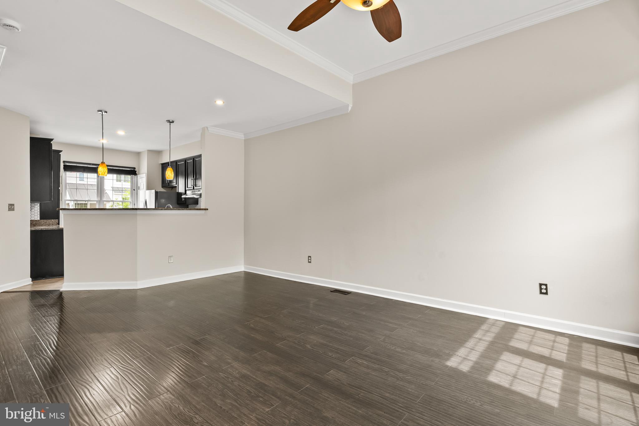 LOWES ISLAND - Residential